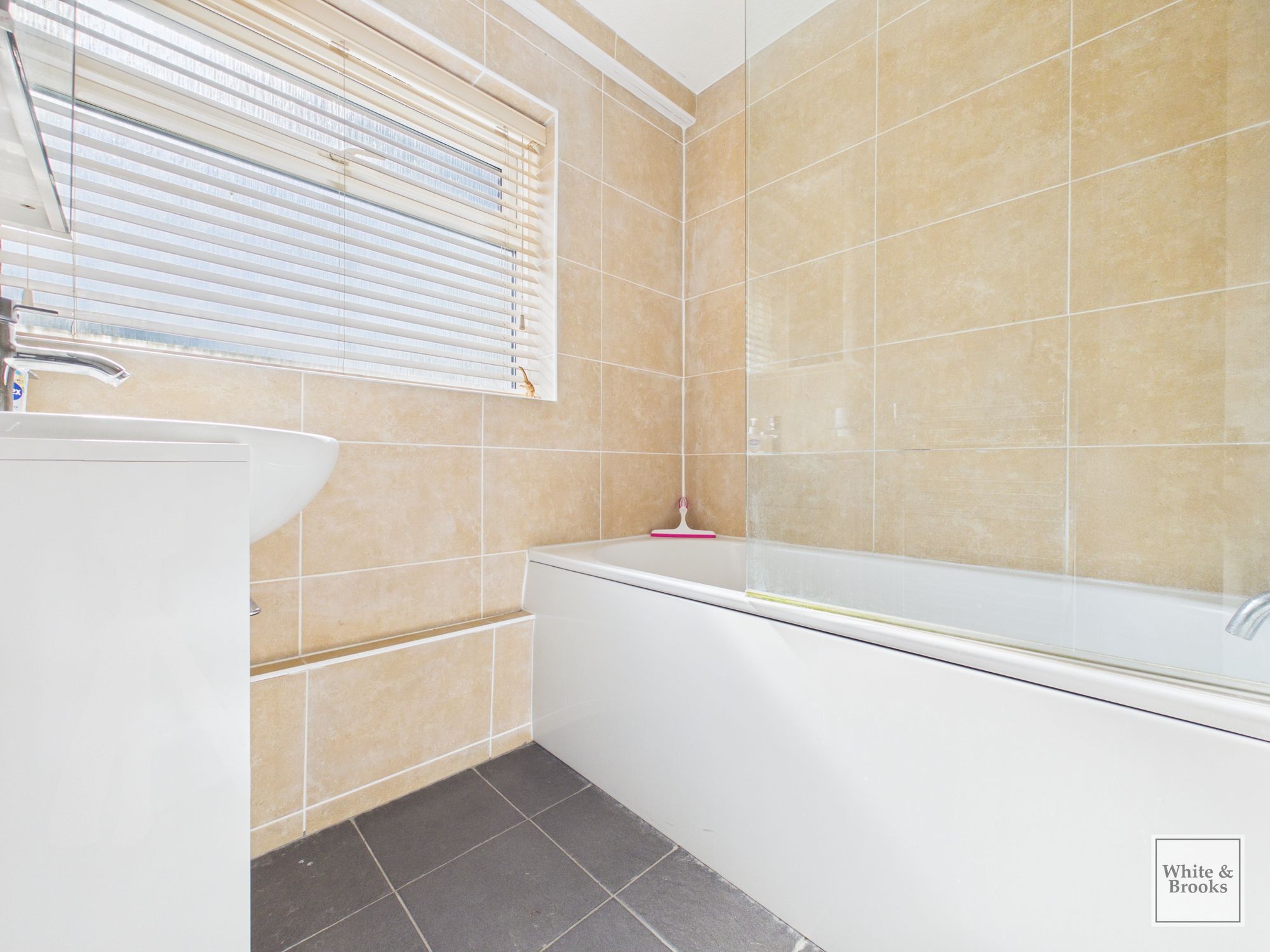 2 bed apartment for sale in Seafields, Bracklesham Bay, PO20 9