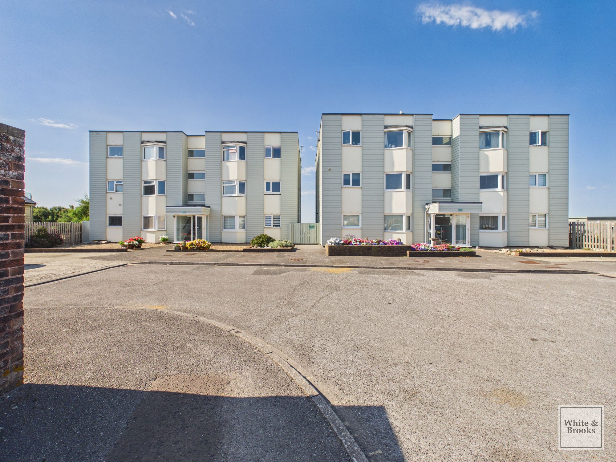 2 bed apartment for sale in Seafields, Bracklesham Bay, PO20 - Property Image 1
