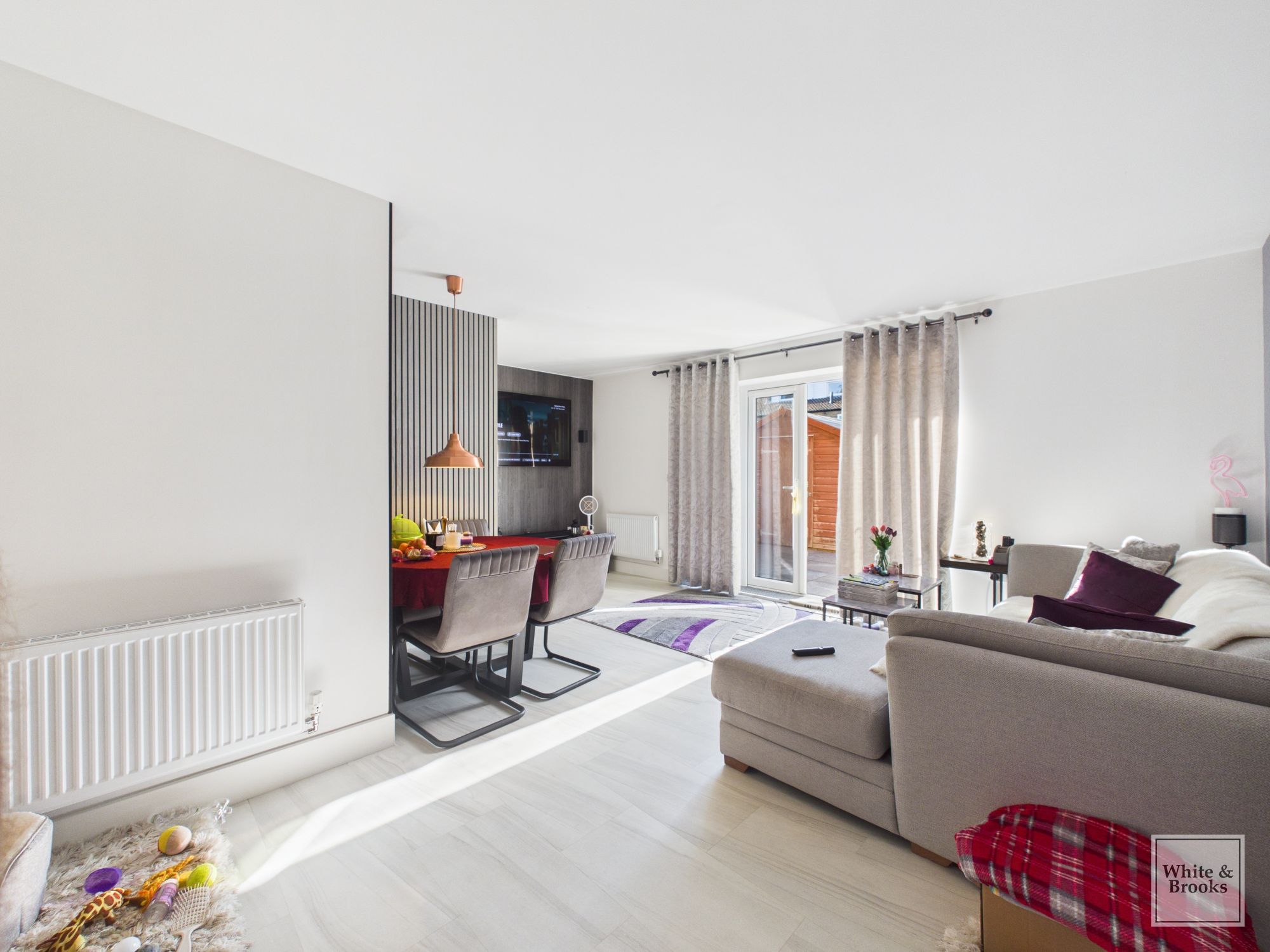 3 bed end of terrace house for sale in North Mead, Chichester, PO19  - Property Image 4
