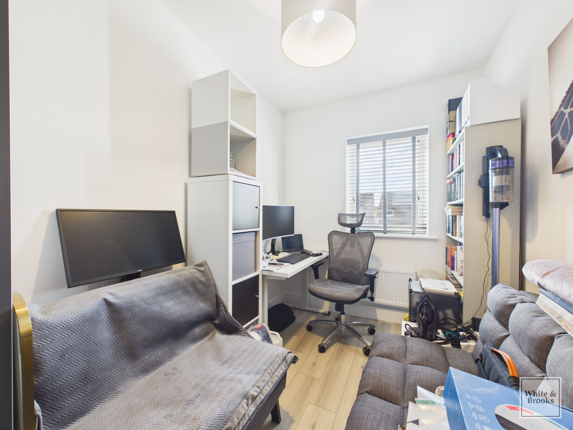 3 bed end of terrace house for sale in North Mead, Chichester, PO19  - Property Image 15