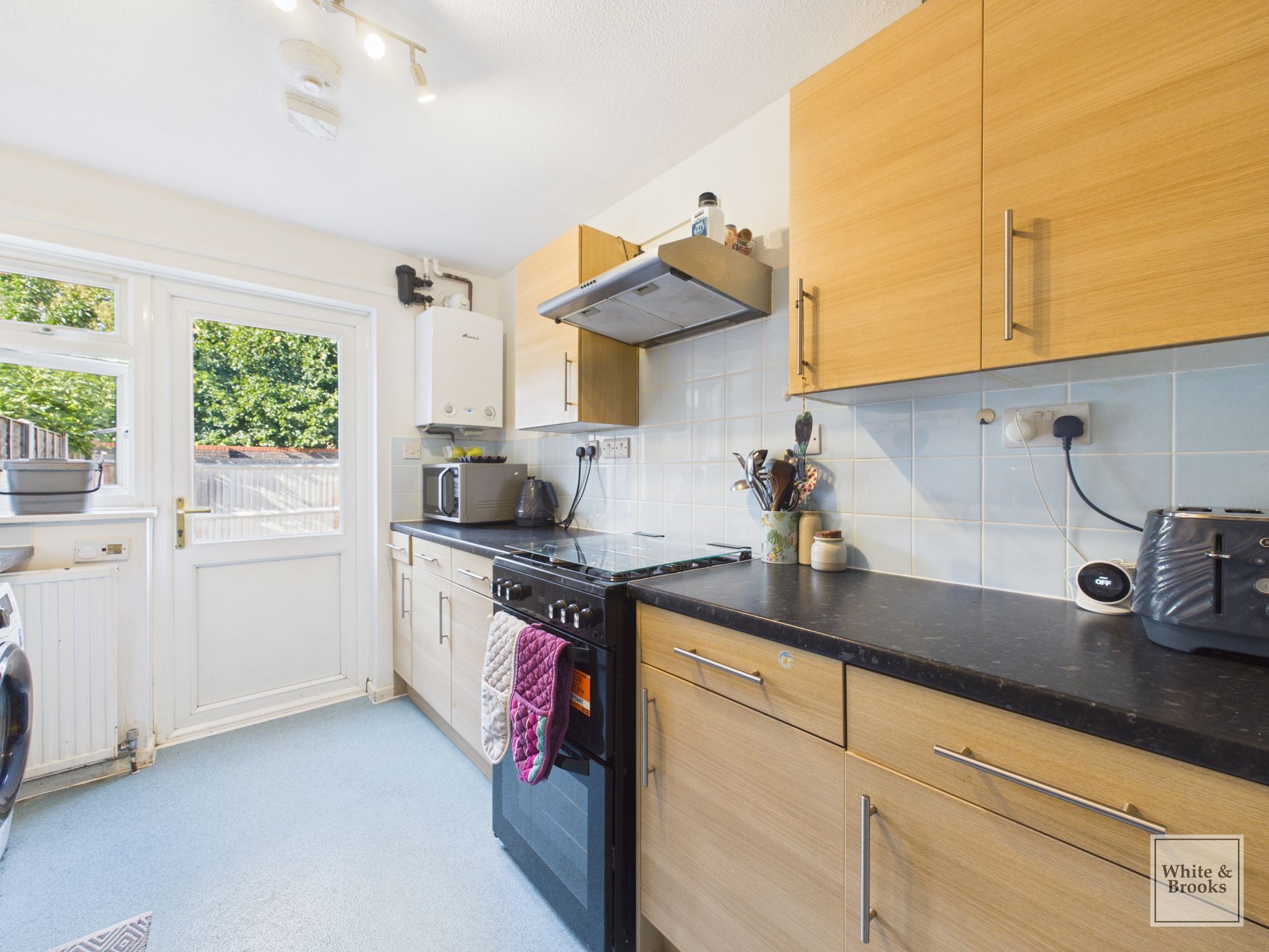 2 bed semi-detached house for sale in Martlet Close, Chichester, PO19 5