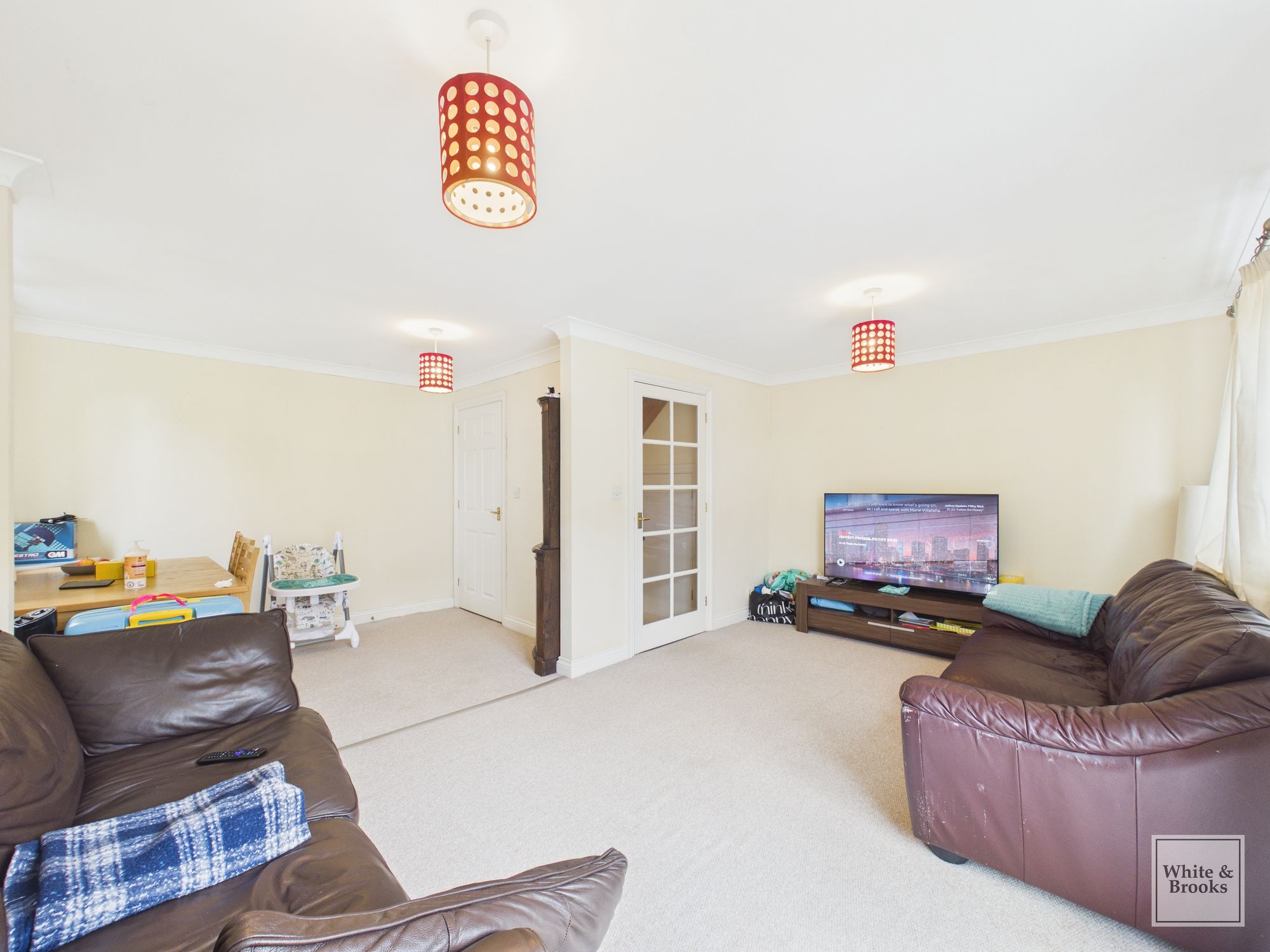 3 bed terraced house for sale in Parham Close, Chichester, PO19  - Property Image 2