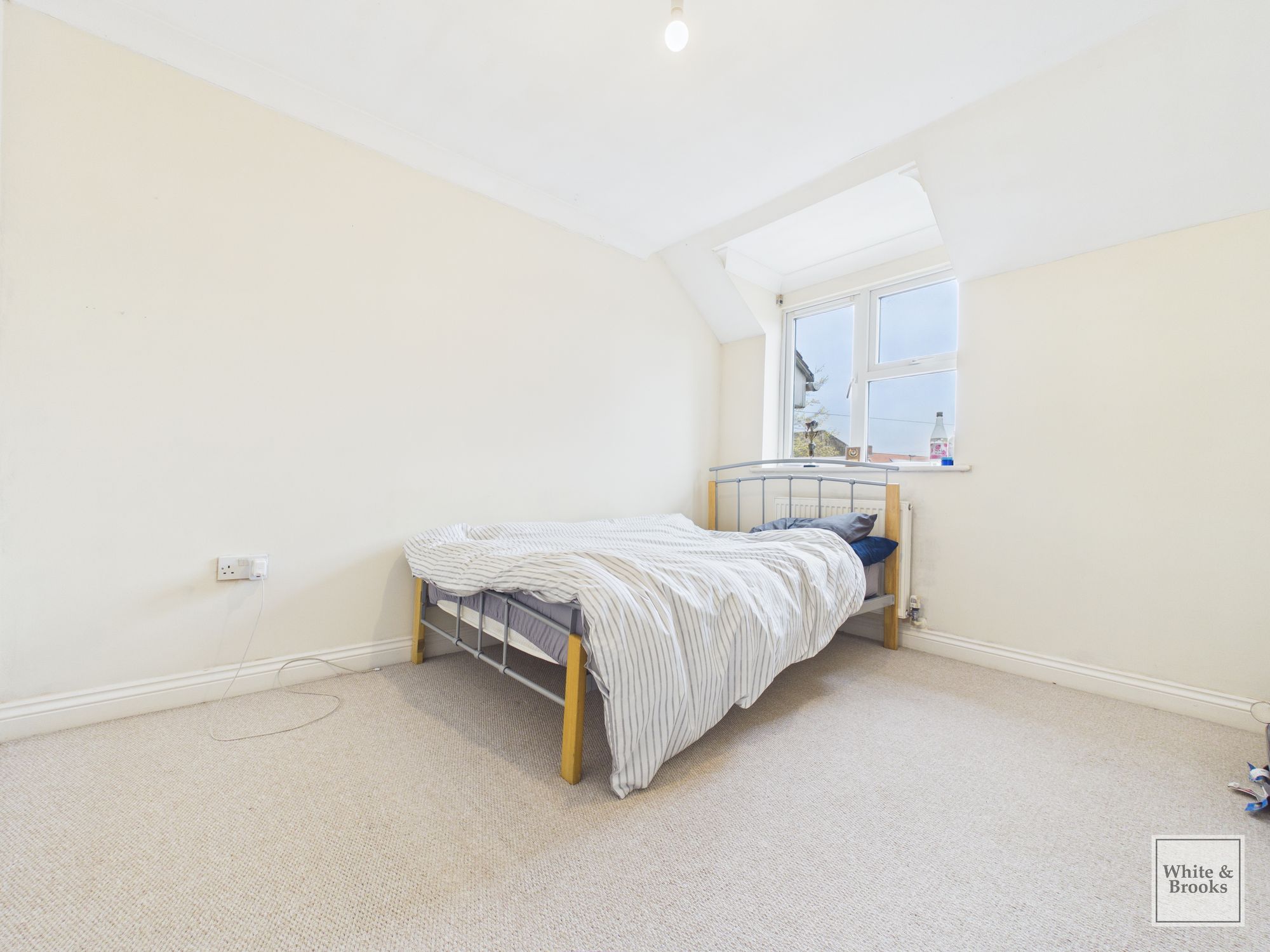 3 bed terraced house for sale in Parham Close, Chichester, PO19  - Property Image 9