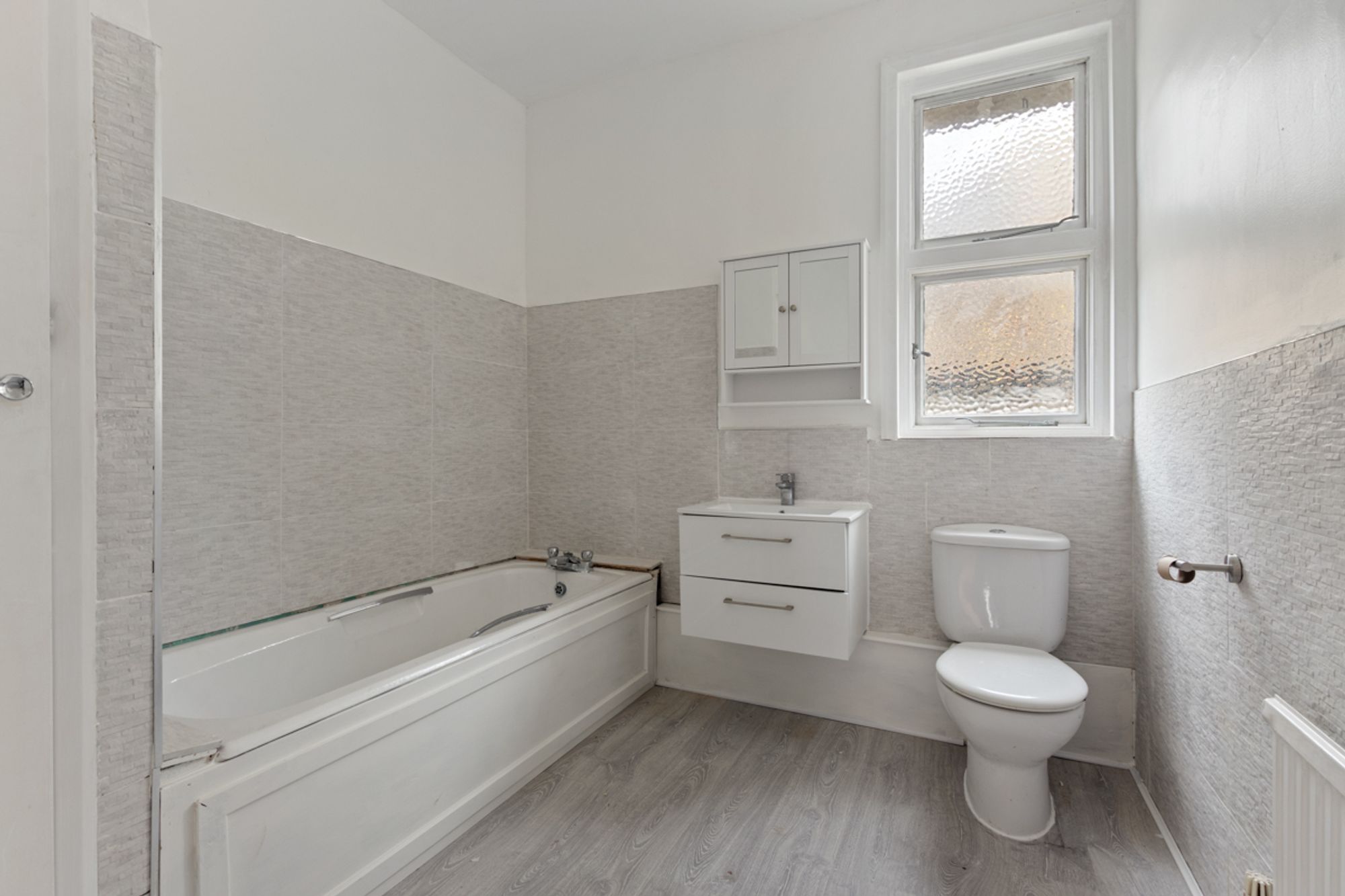 4 bed detached house for sale in Annandale Avenue, Bognor Regis, PO21 12