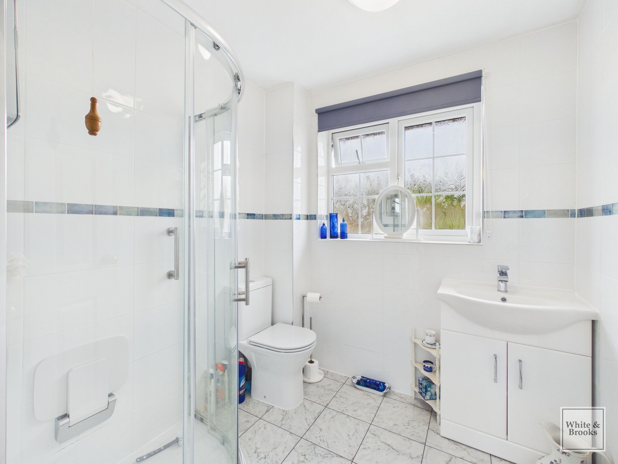 3 bed mid-terraced house for sale in Hewarts Lane, Aldwick, PO21  - Property Image 6