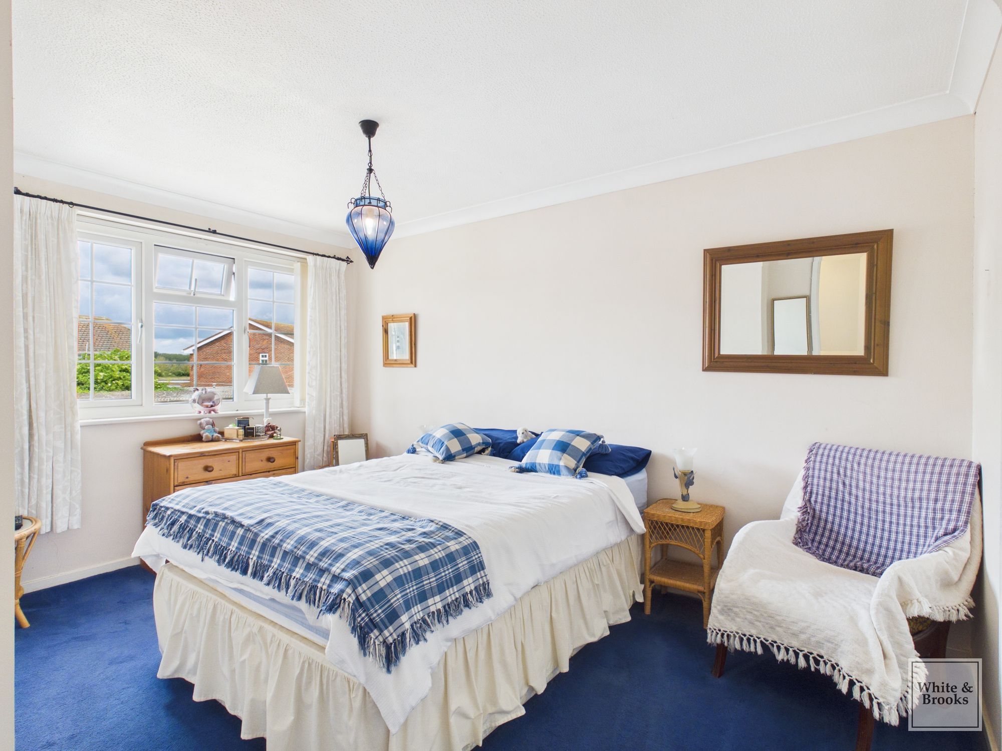 3 bed mid-terraced house for sale in Hewarts Lane, Aldwick, PO21 3