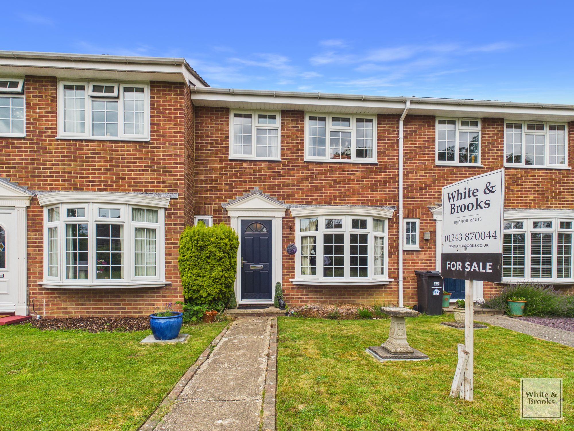 3 bed mid-terraced house for sale in Hewarts Lane, Aldwick, PO21 - Property Image 1