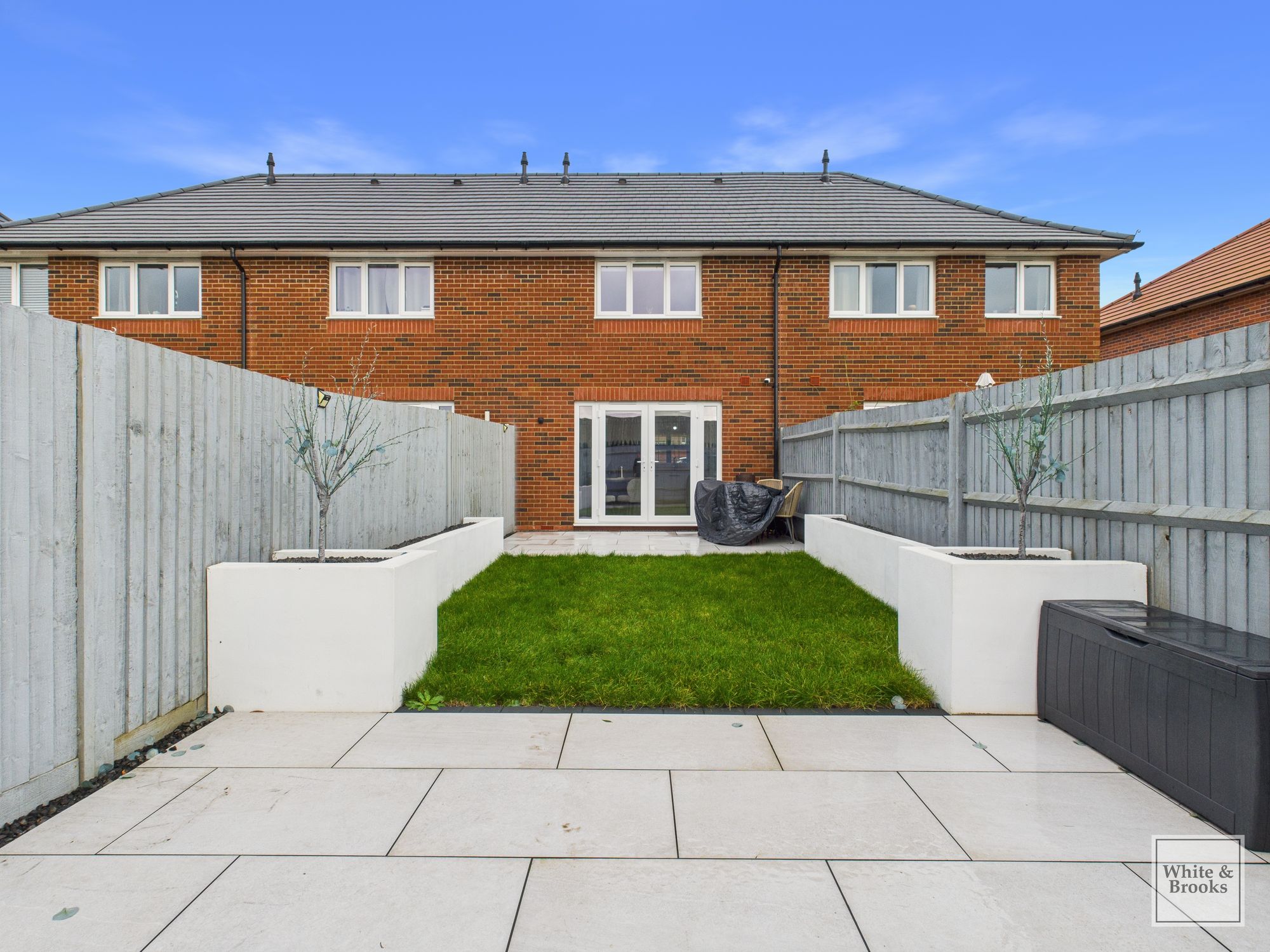 2 bed mid-terraced house for sale in Neptune Way, Yapton, BN18 15