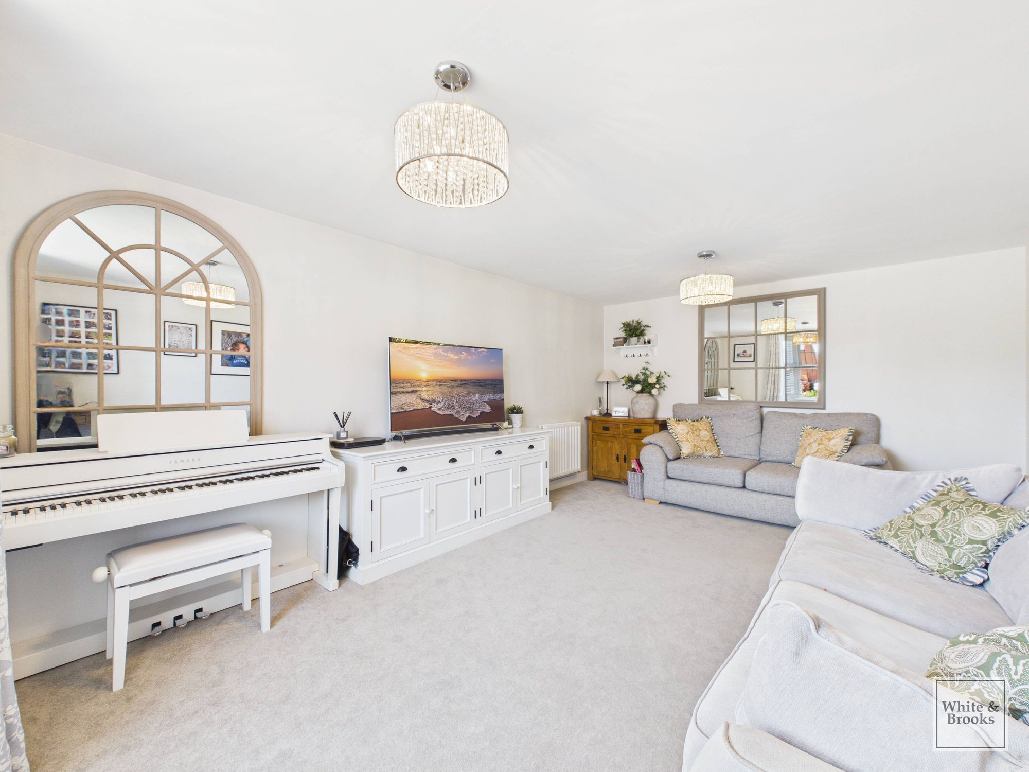 4 bed detached house for sale in Bira Mews, Westhampnett, PO18  - Property Image 5