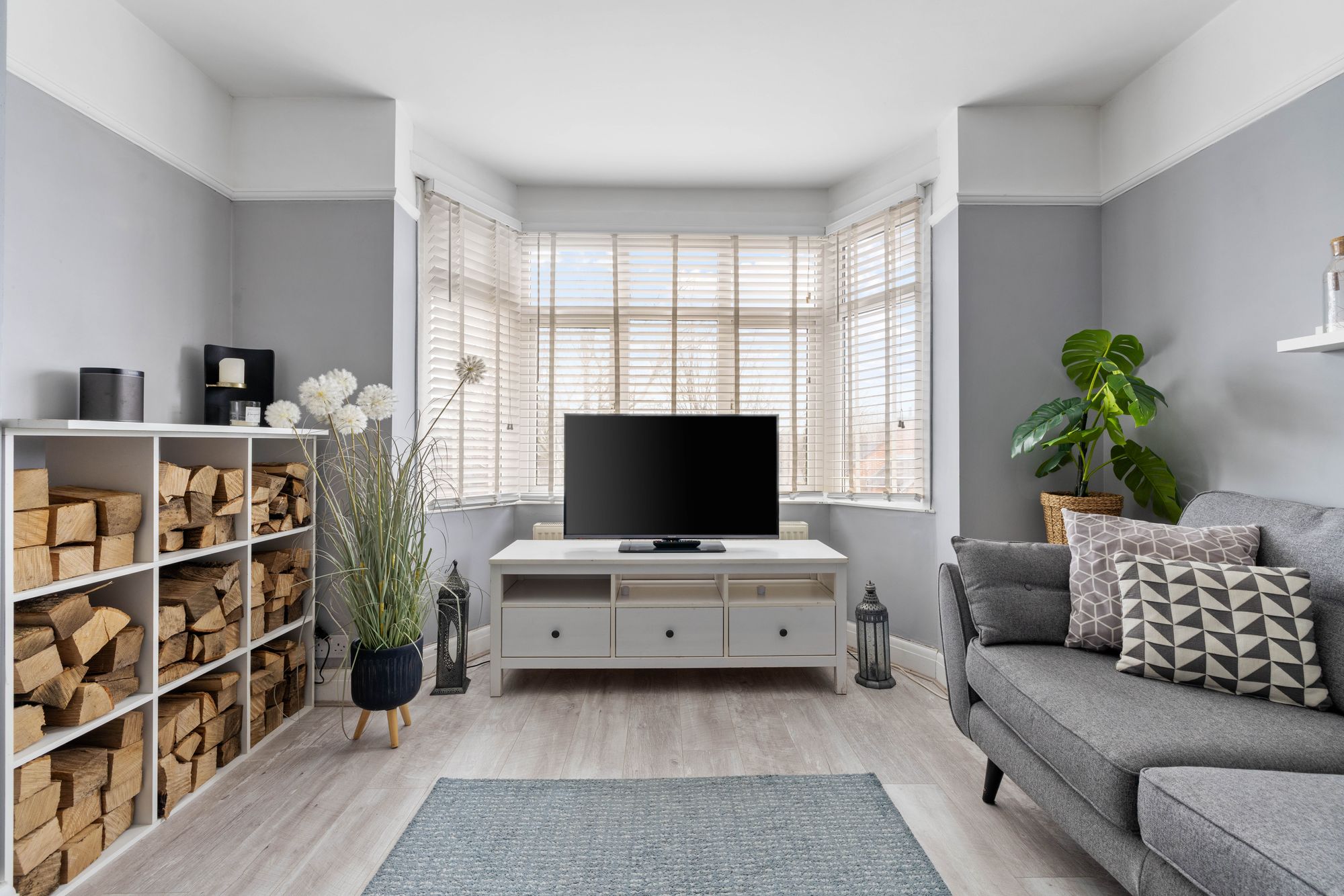 2 bed apartment for sale in Orchard Gardens, Chichester, PO19  - Property Image 5