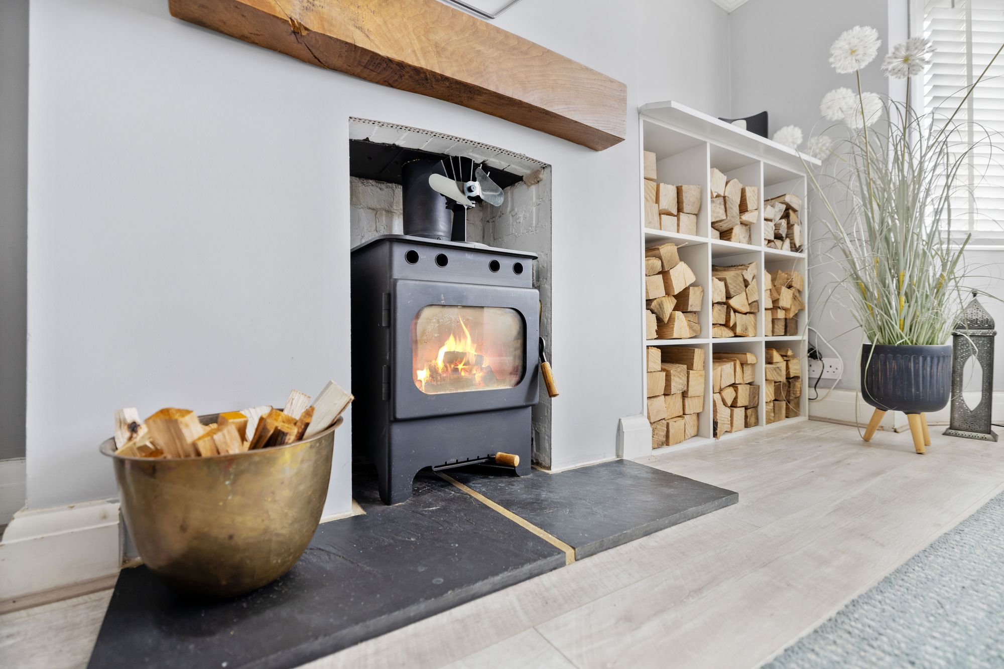 2 bed apartment for sale in Orchard Gardens, Chichester, PO19  - Property Image 6