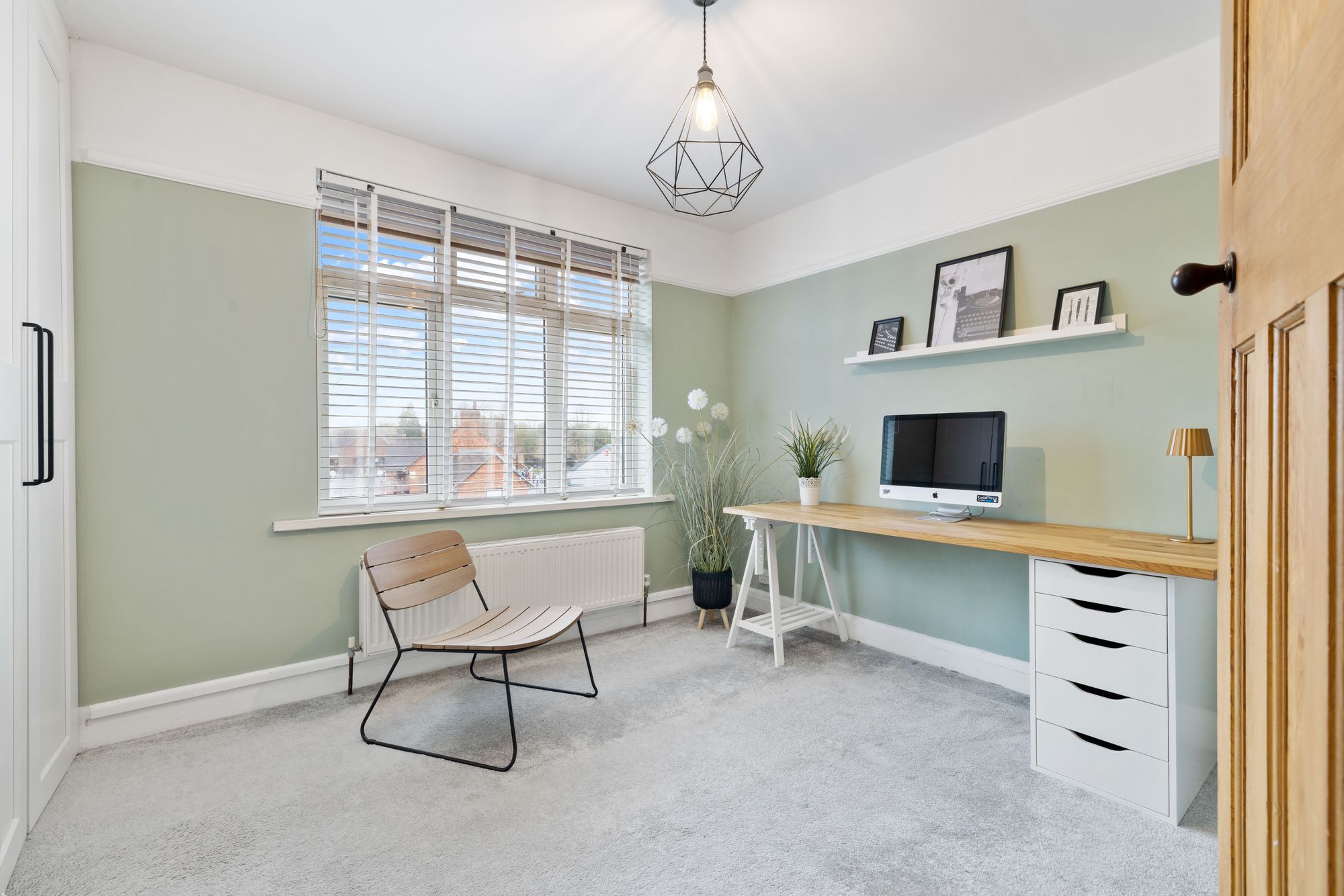 2 bed apartment for sale in Orchard Gardens, Chichester, PO19  - Property Image 12