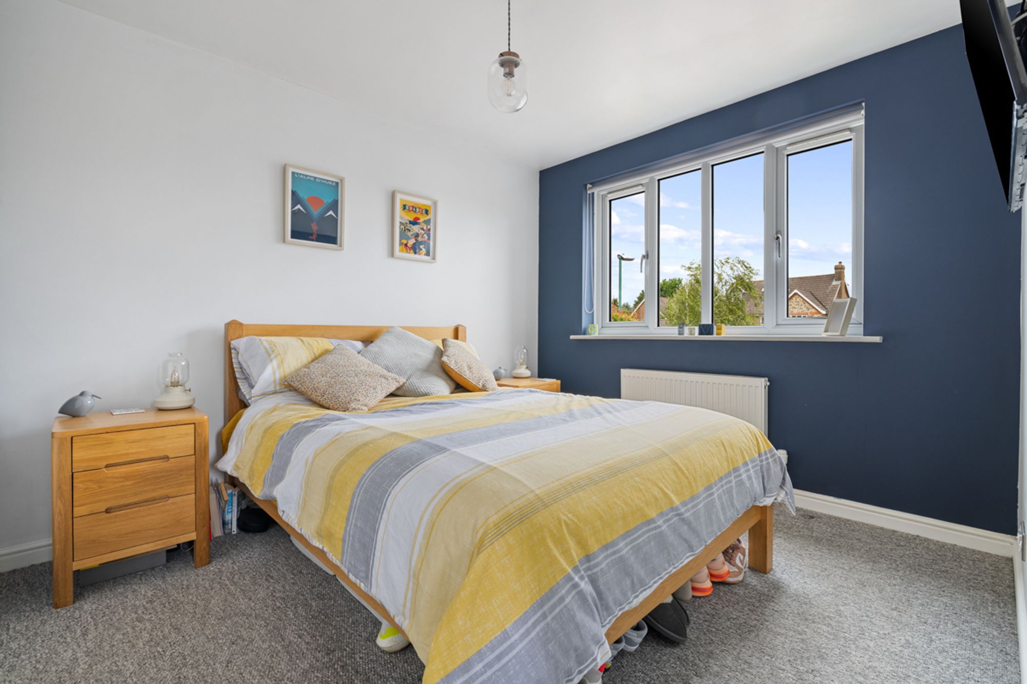 5 bed end of terrace house for sale in Priors Acre, Boxgrove, PO18 18