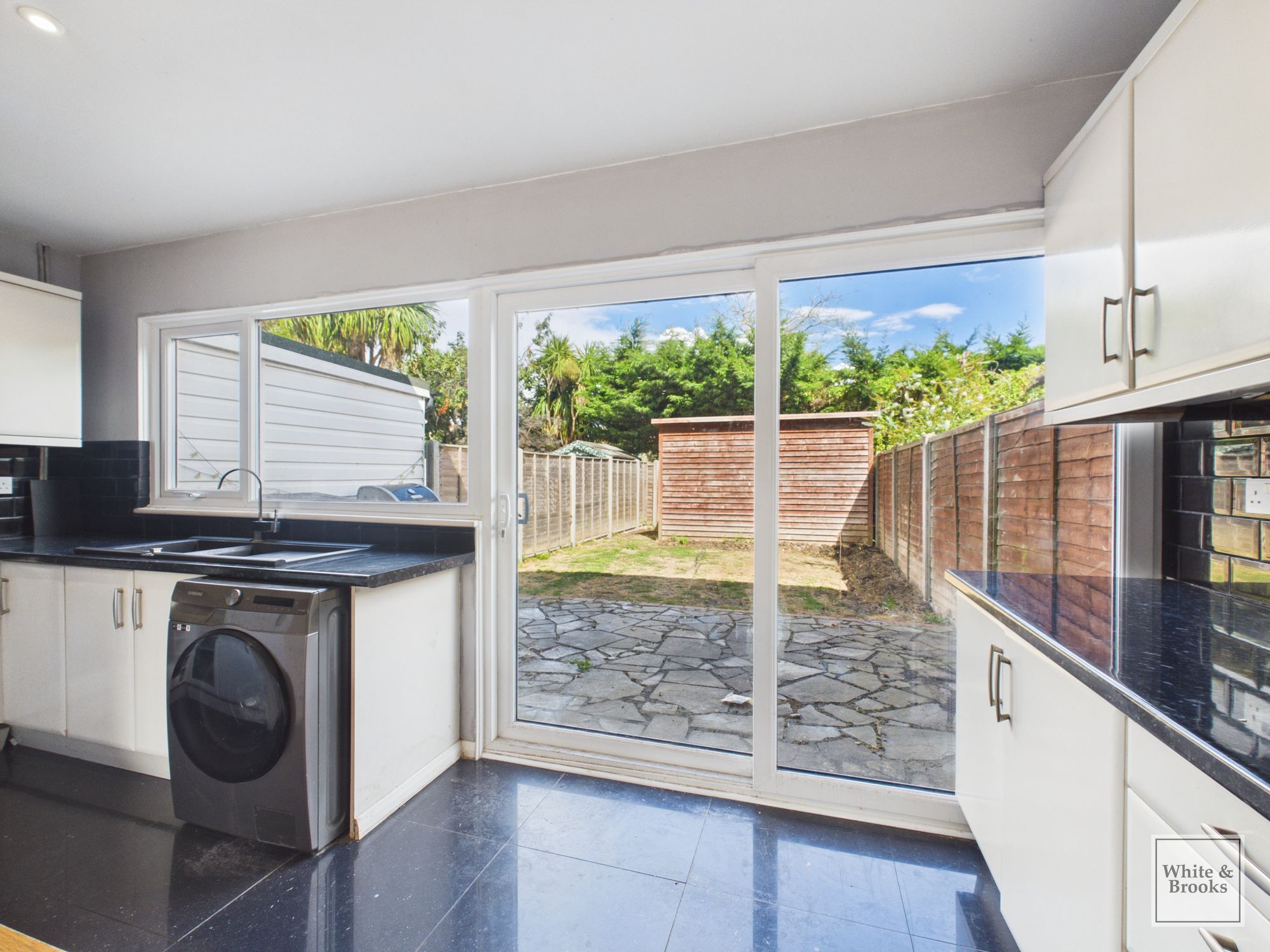 3 bed mid-terraced house for sale in Stroud Green Drive, Bognor Regis, PO21 5