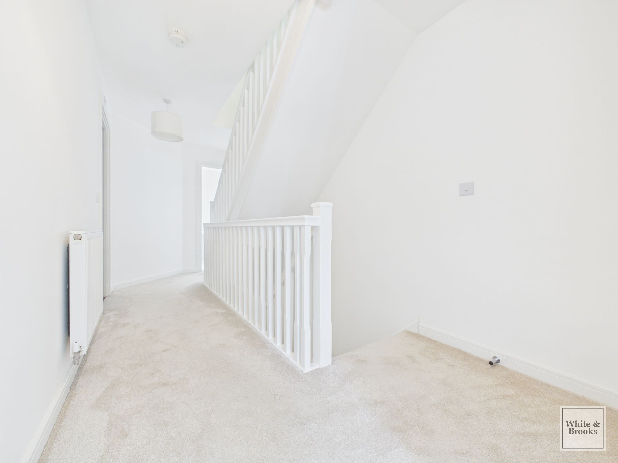 3 bed end of terrace house for sale in Woods Road, Chichester, PO19 17
