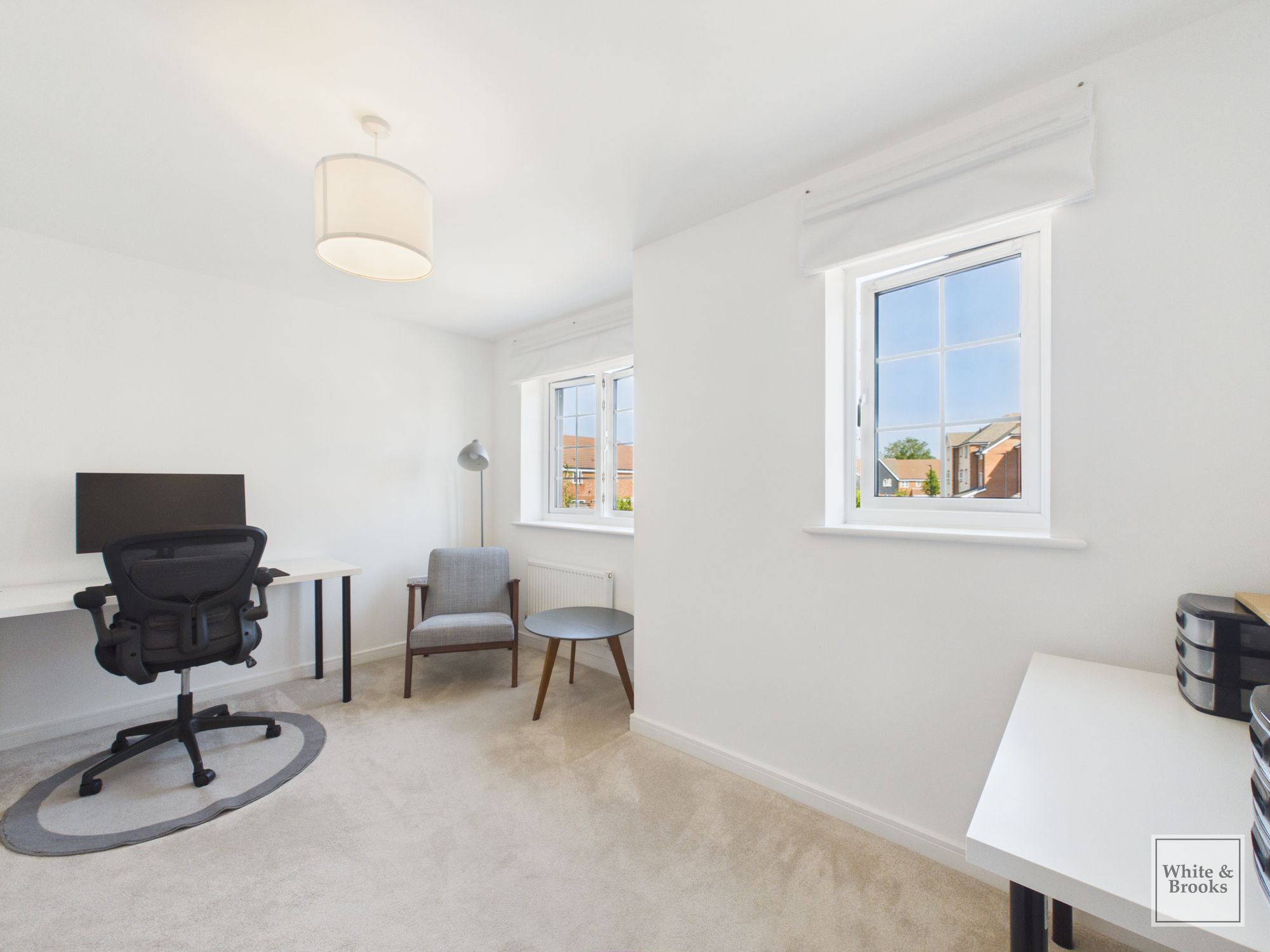 3 bed end of terrace house for sale in Woods Road, Chichester, PO19 14
