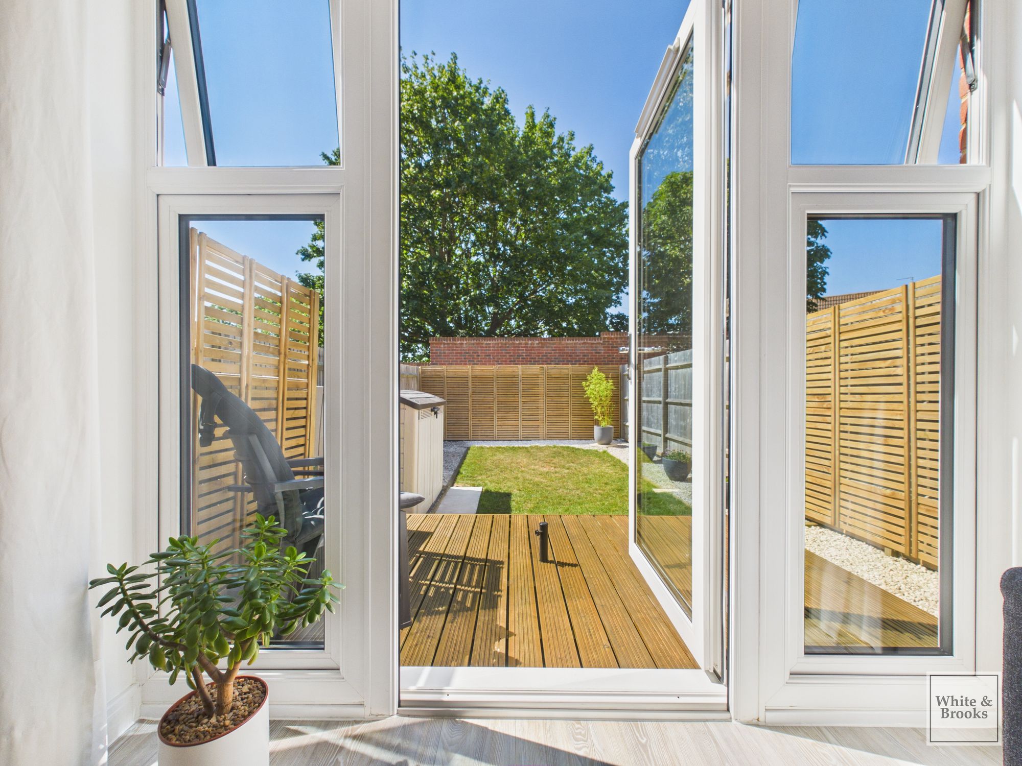 3 bed end of terrace house for sale in Woods Road, Chichester, PO19  - Property Image 8