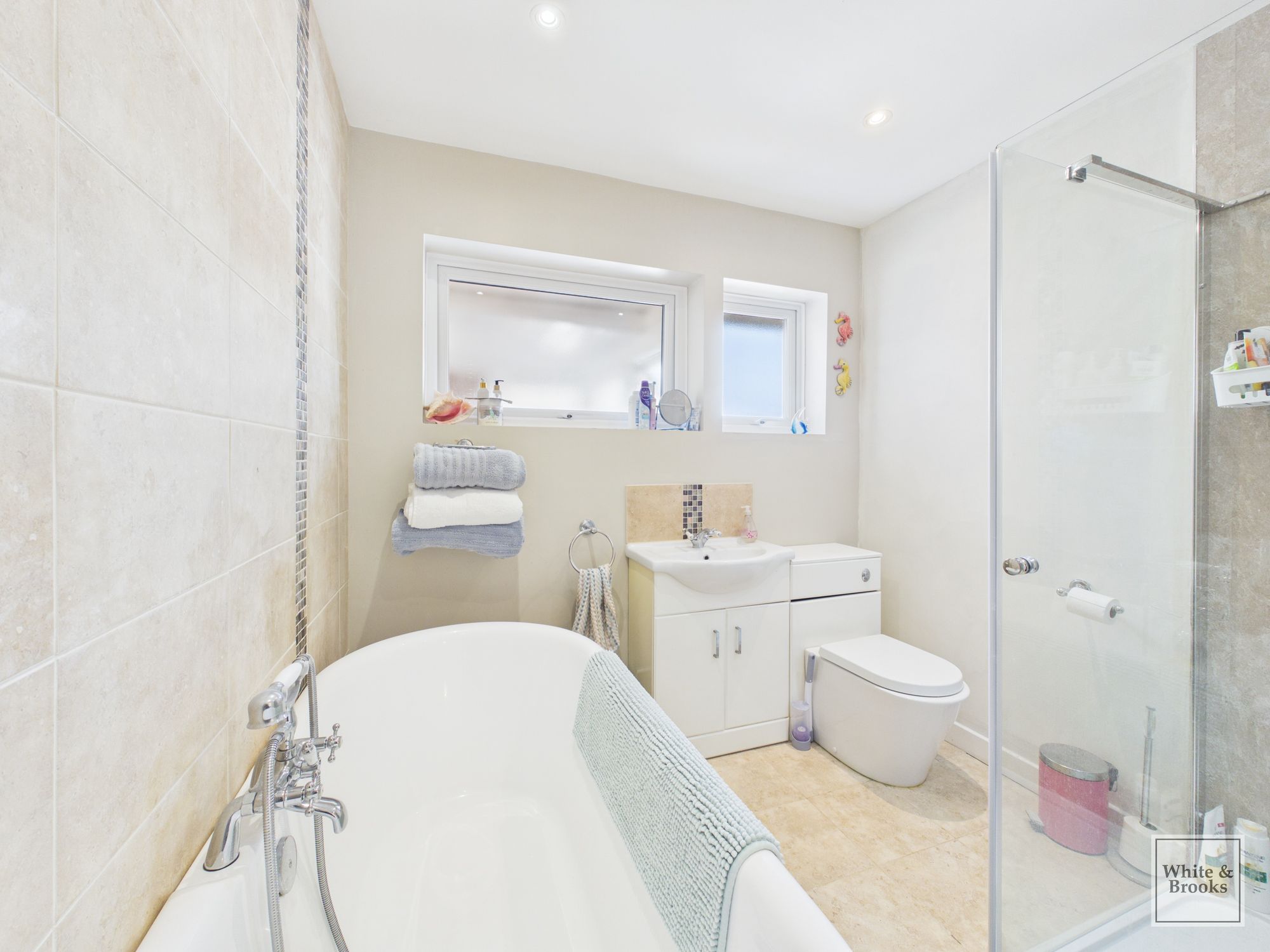 2 bed detached bungalow for sale in Churchill Avenue, West Meads, PO21  - Property Image 6