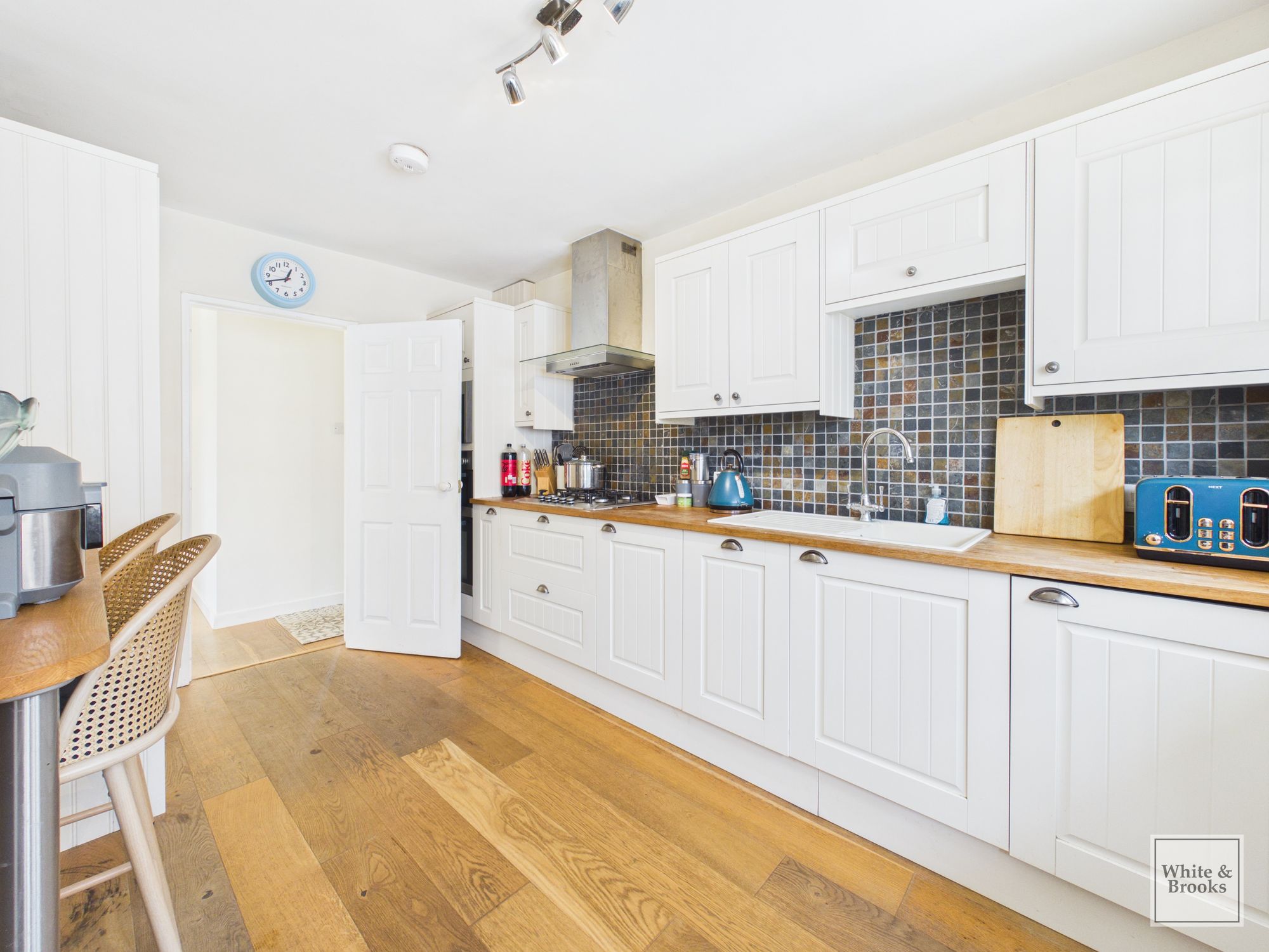 2 bed detached bungalow for sale in Churchill Avenue, West Meads, PO21  - Property Image 7