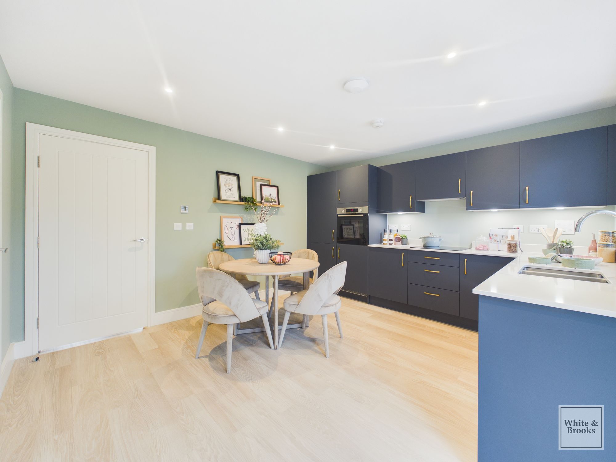 3 bed detached bungalow for sale in Luker Place, Romney Broadwalk, PO22  - Property Image 12