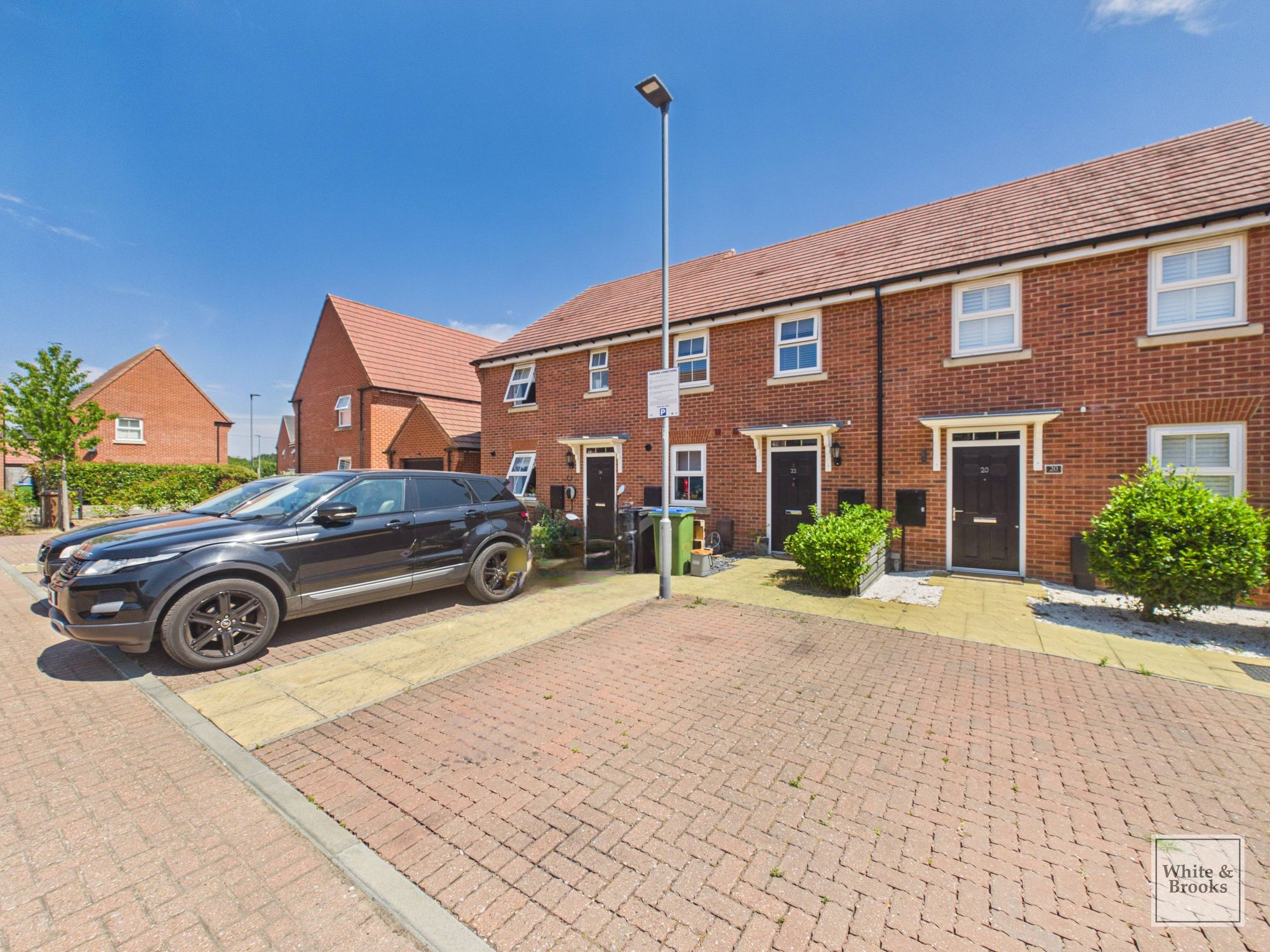 This beautifully presented three-bedroom, one-bathroom end-of-terrace house offers contemporary family living with a host of modern features.