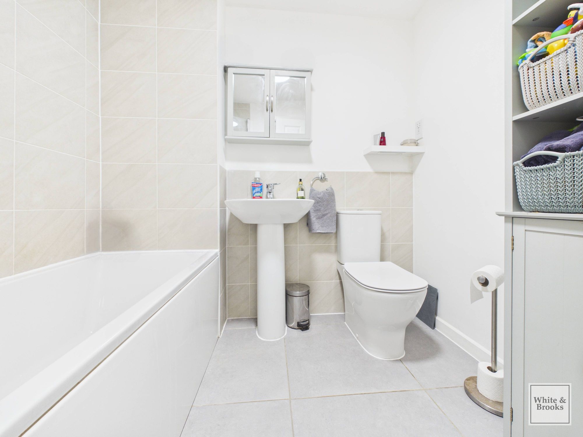 3 bed mid-terraced house for sale in Grender Way, Aldingbourne, PO20 13