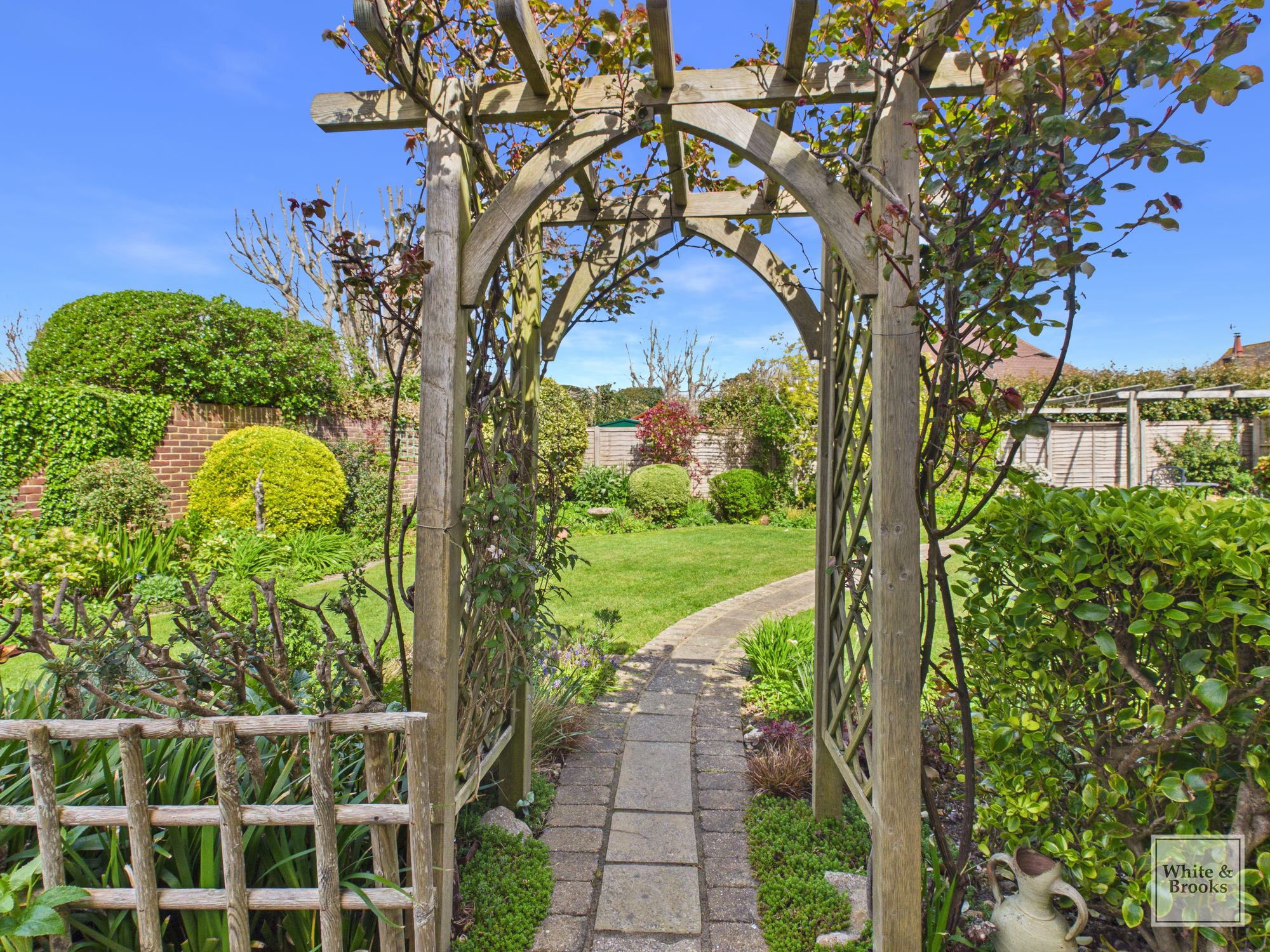 4 bed detached house for sale in Shorecroft, Aldwick, PO21 23