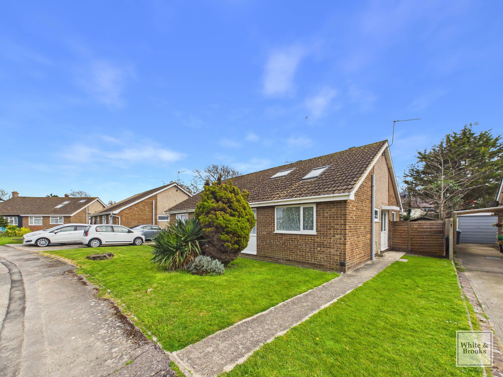 2 bed semi-detached bungalow for sale in Glynde Crescent, Felpham, PO22  - Property Image 1
