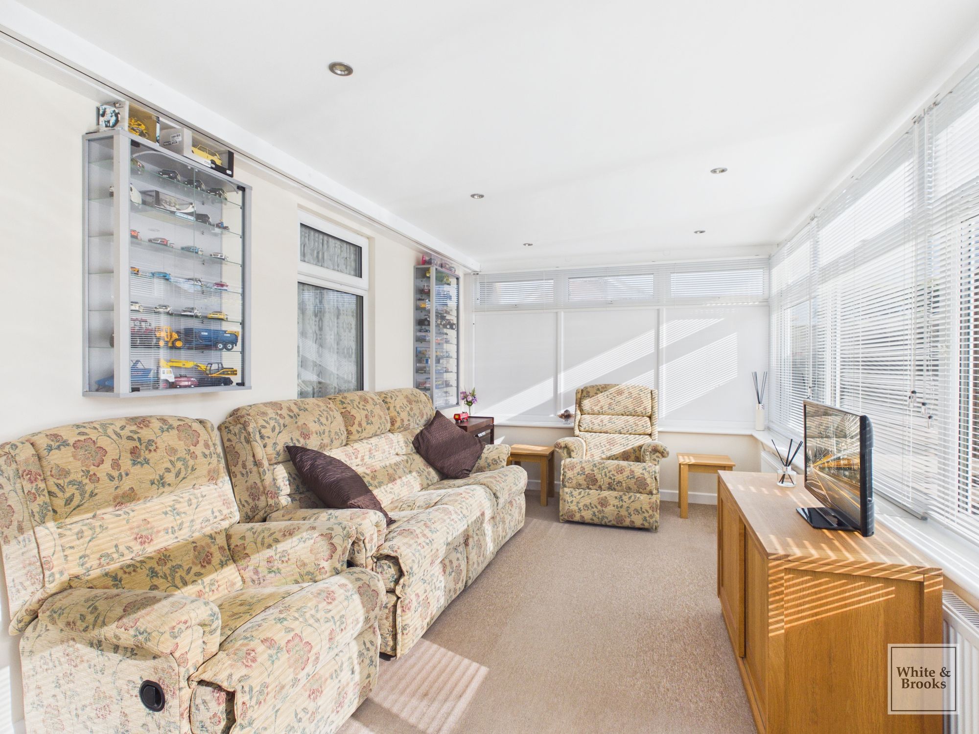 2 bed detached bungalow for sale in Downing Close, Bognor Regis, PO21  - Property Image 9