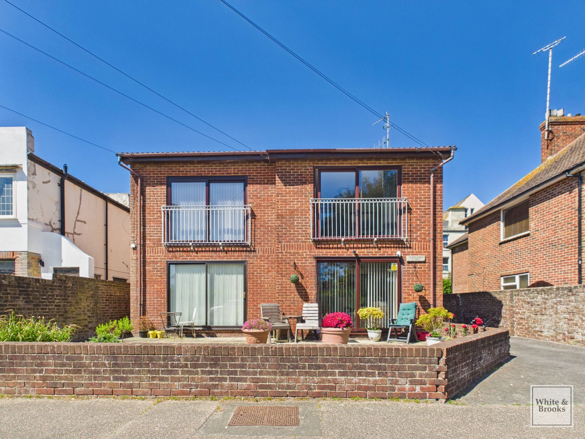 1 bed flat for sale in Victoria Road South, Anglesea Court, PO21 - Property Image 1
