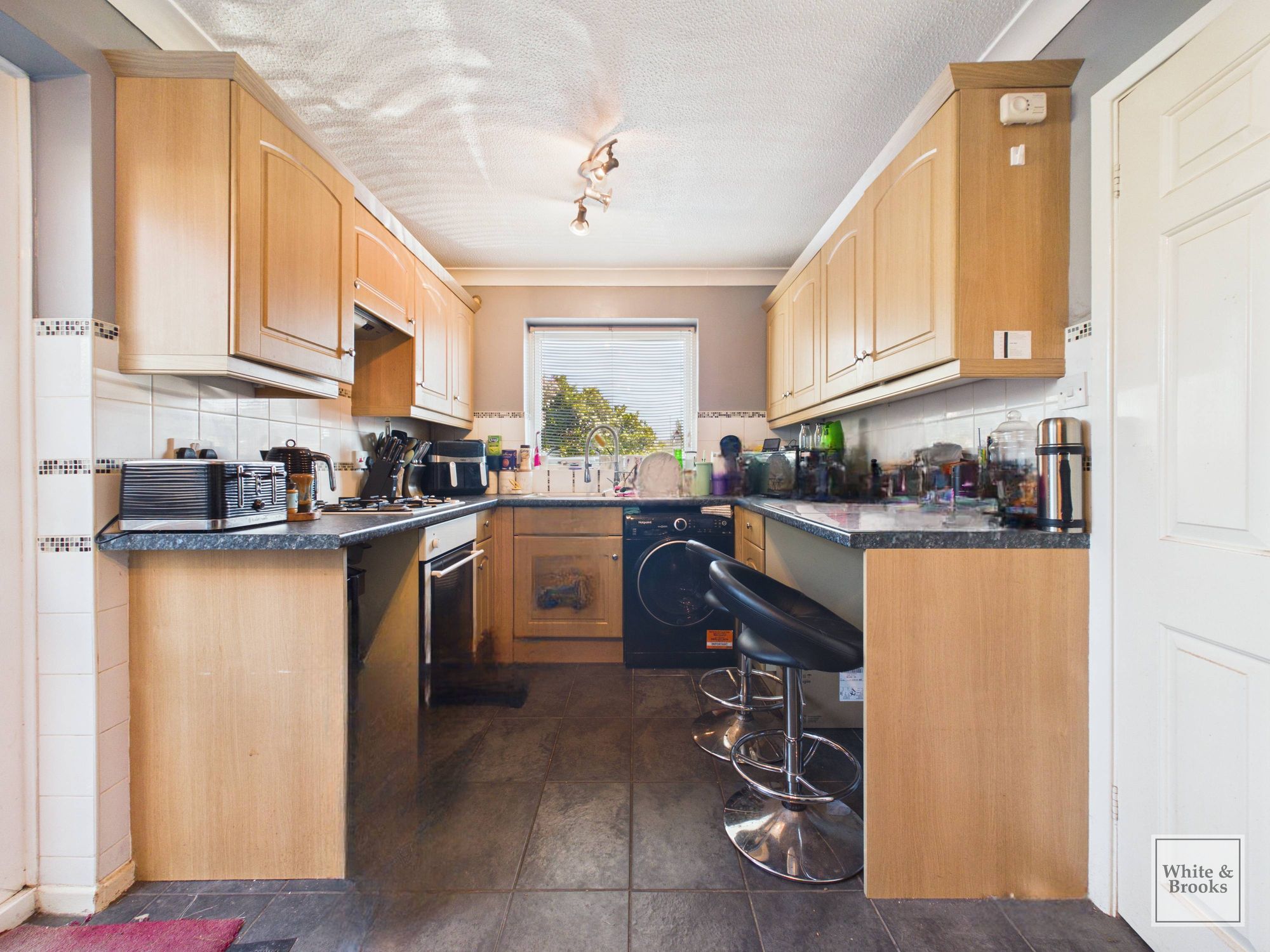 3 bed semi-detached house for sale in Bronze Close, Bognor Regis, PO22  - Property Image 3