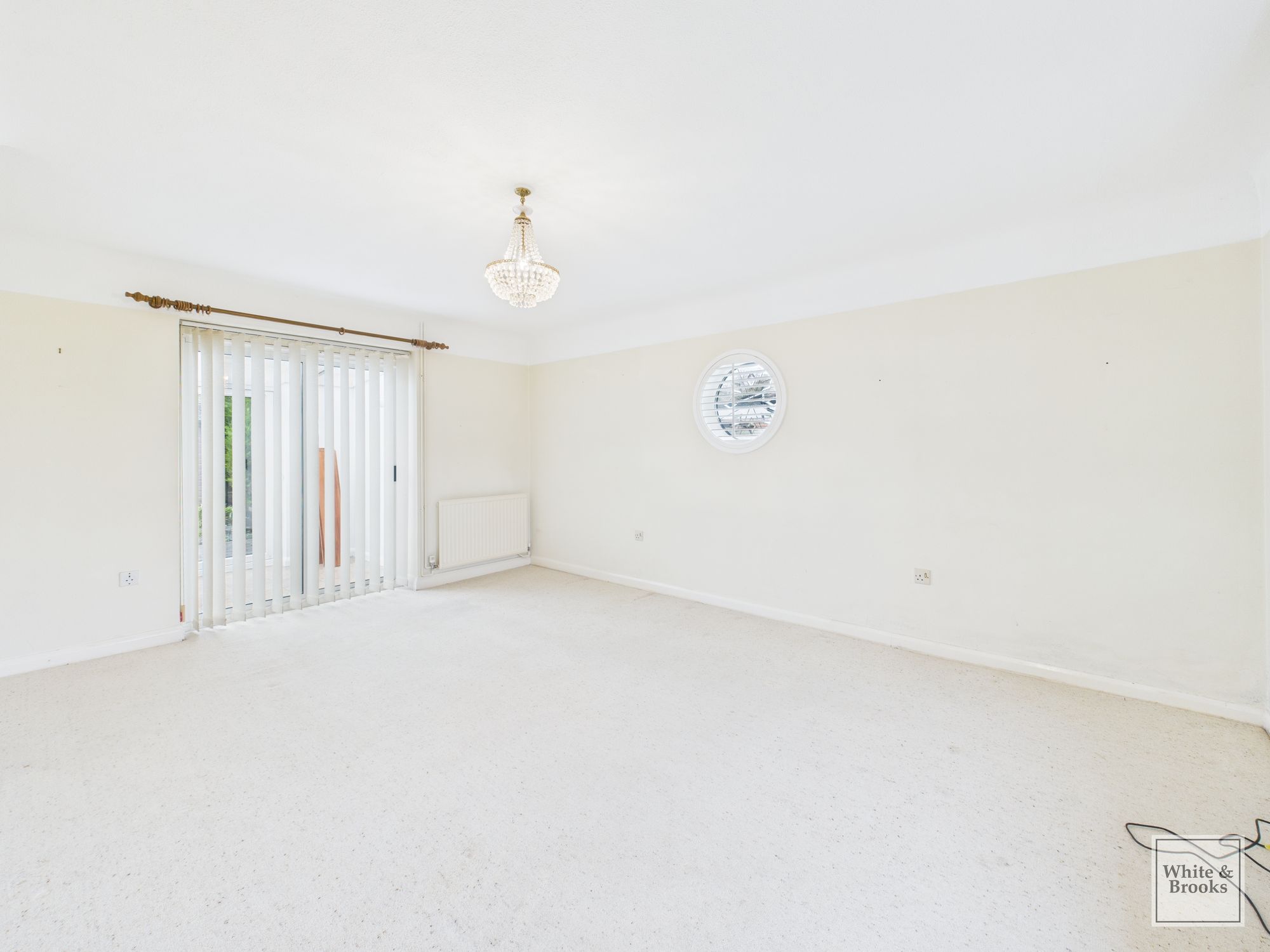 2 bed detached bungalow for sale in The Avenue, Hambrook, PO18 1