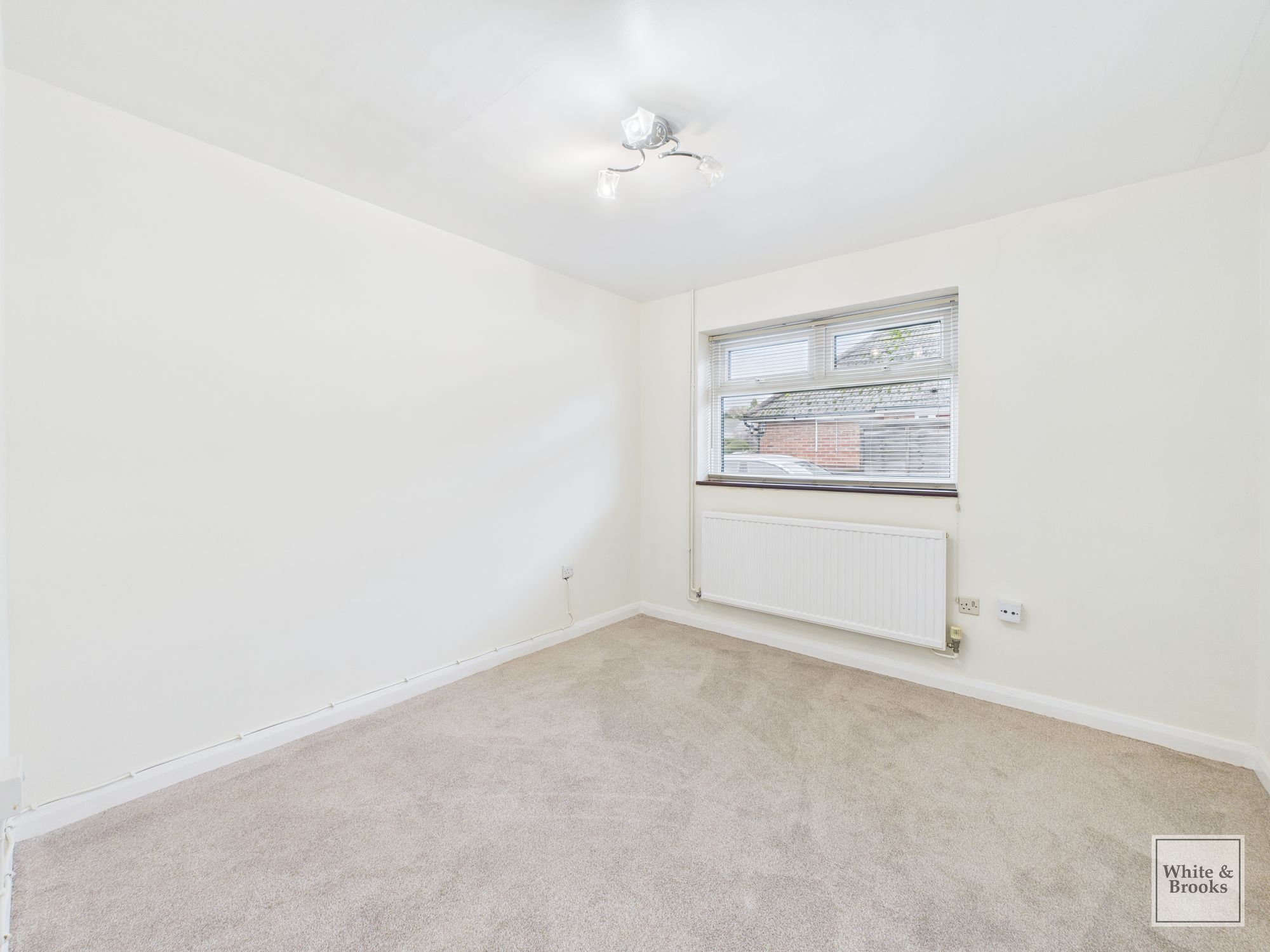 2 bed detached bungalow for sale in The Avenue, Hambrook, PO18 6