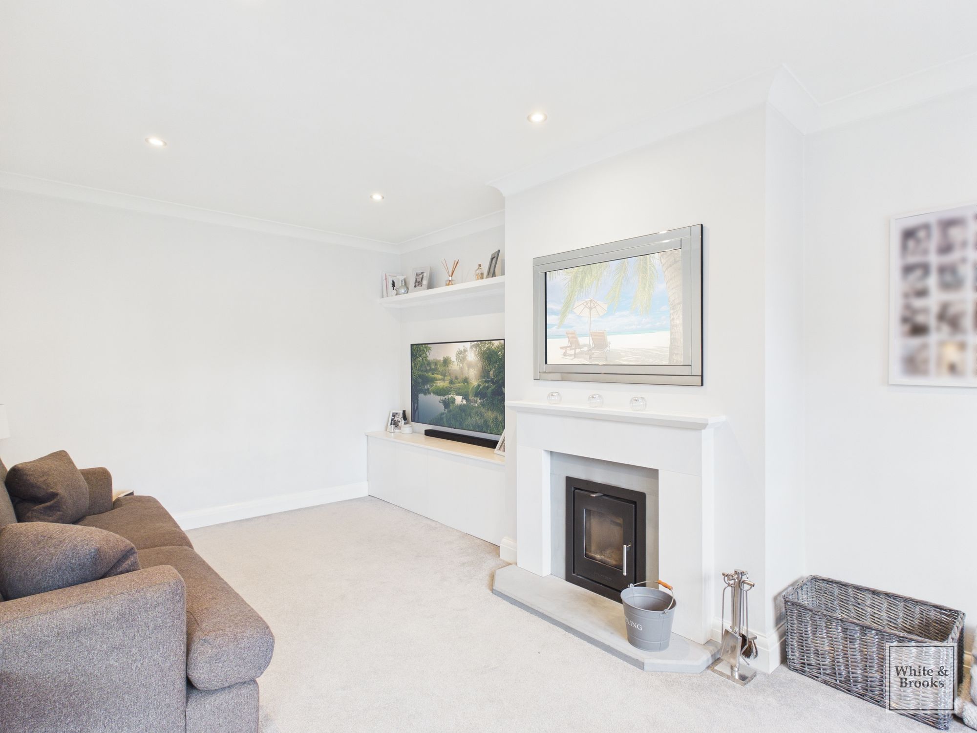 4 bed semi-detached house for sale in Waterford Gardens, Climping, BN17  - Property Image 15