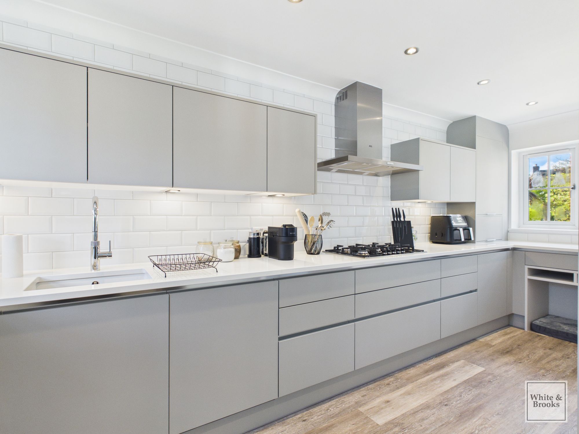 4 bed semi-detached house for sale in Waterford Gardens, Climping, BN17  - Property Image 10