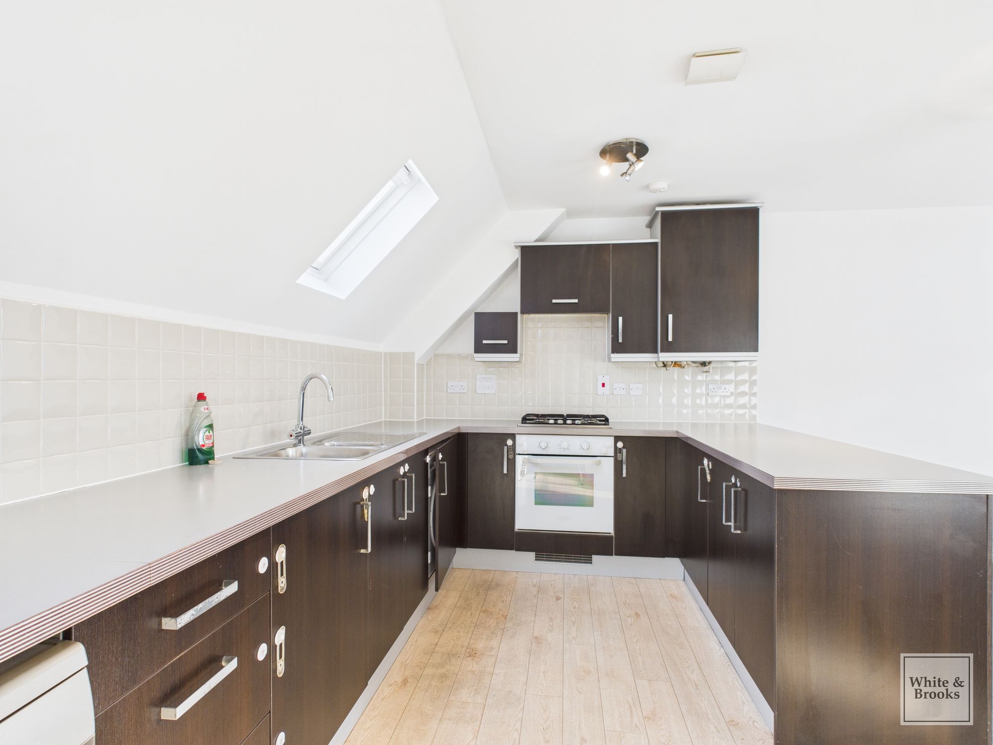 2 bed flat for sale in Hawthorn Road, Bognor Regis, PO21  - Property Image 8