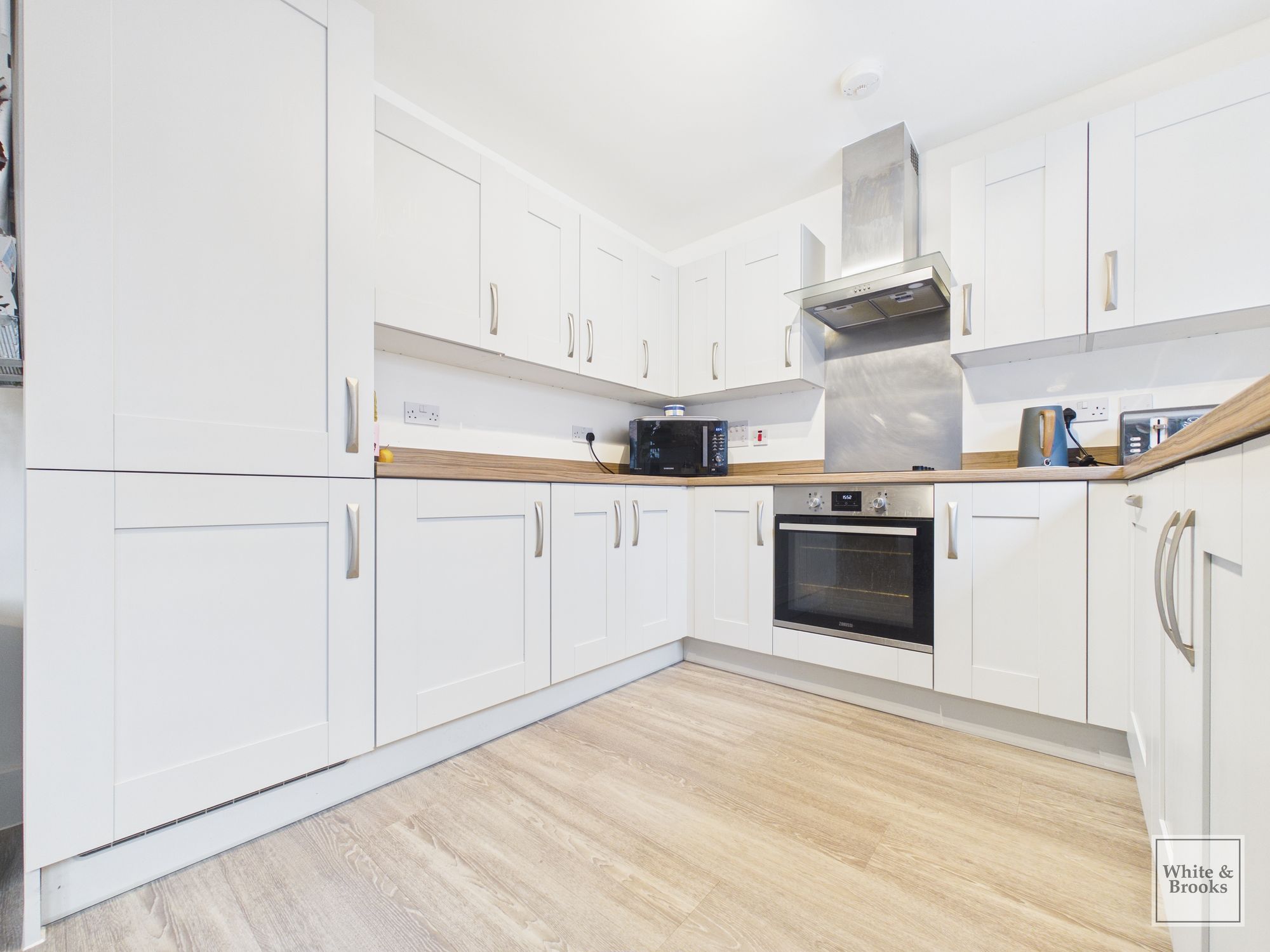 3 bed terraced house for sale in Pinewood Way, Chichester, PO19 1