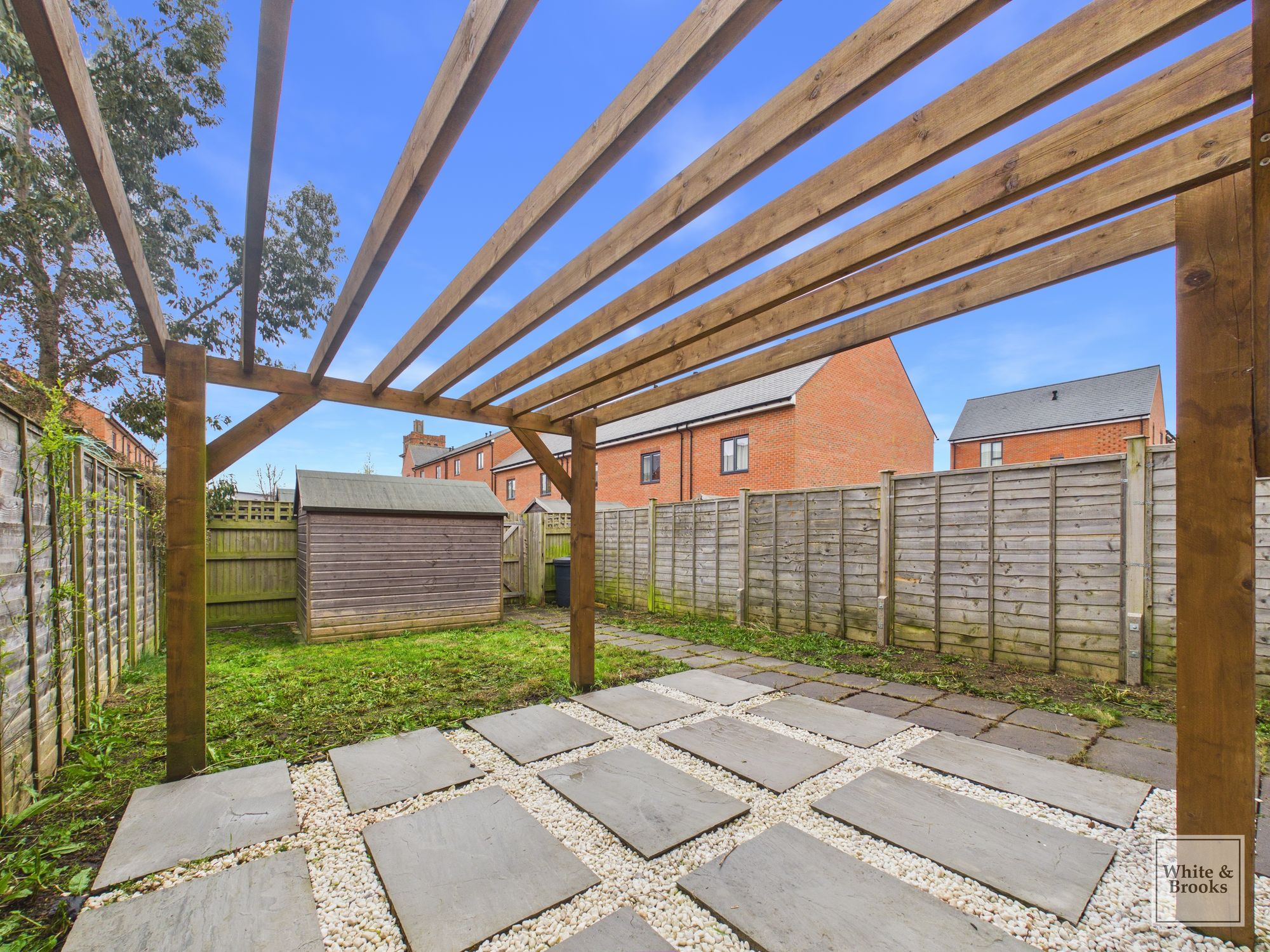 3 bed terraced house for sale in Pinewood Way, Chichester, PO19 17