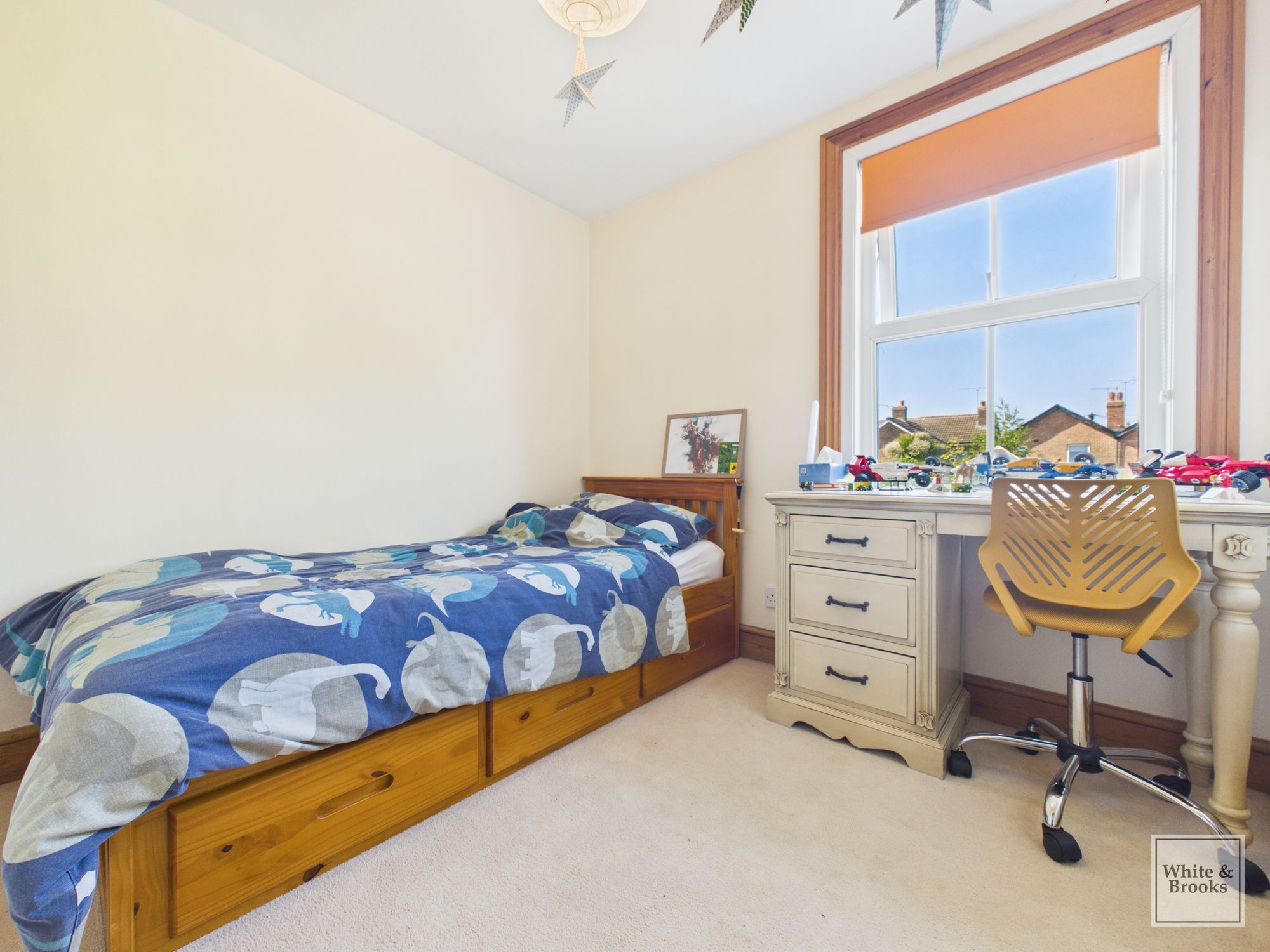 3 bed terraced house for sale in Cleveland Road, Chichester, PO19  - Property Image 10