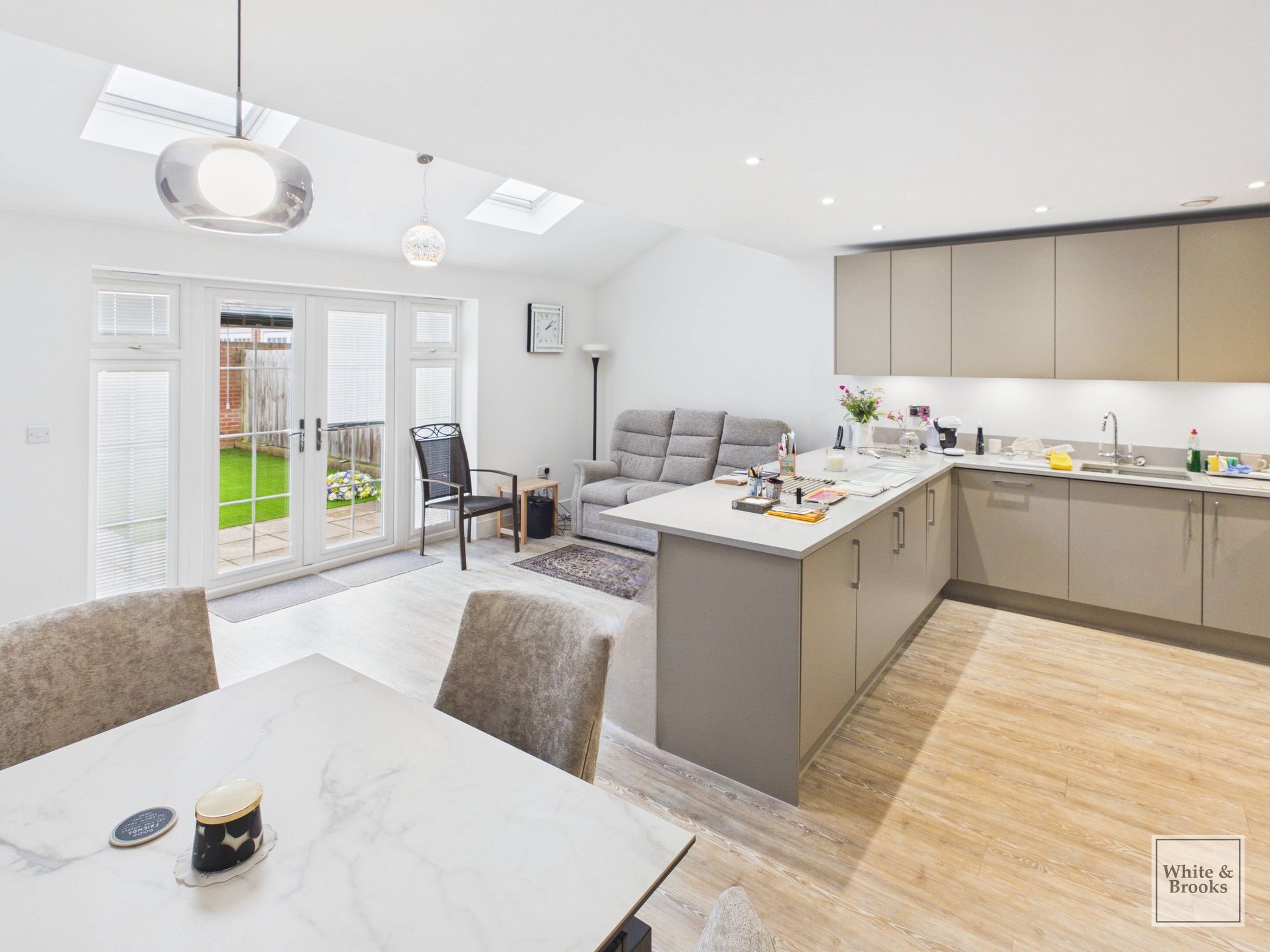 4 bed end of terrace house for sale in Morris Square, Bognor Regis, PO21 2