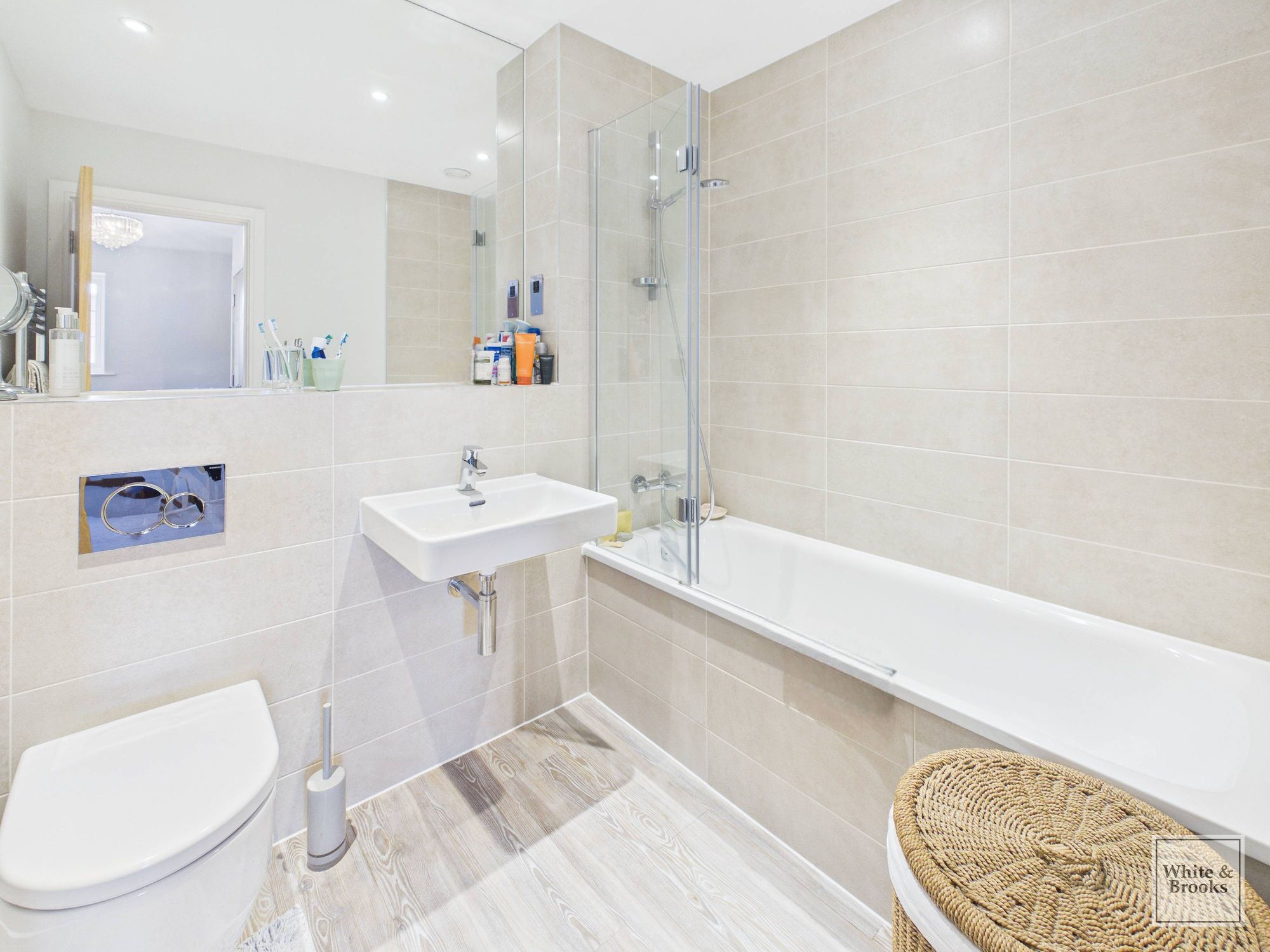 4 bed end of terrace house for sale in Morris Square, Bognor Regis, PO21 9