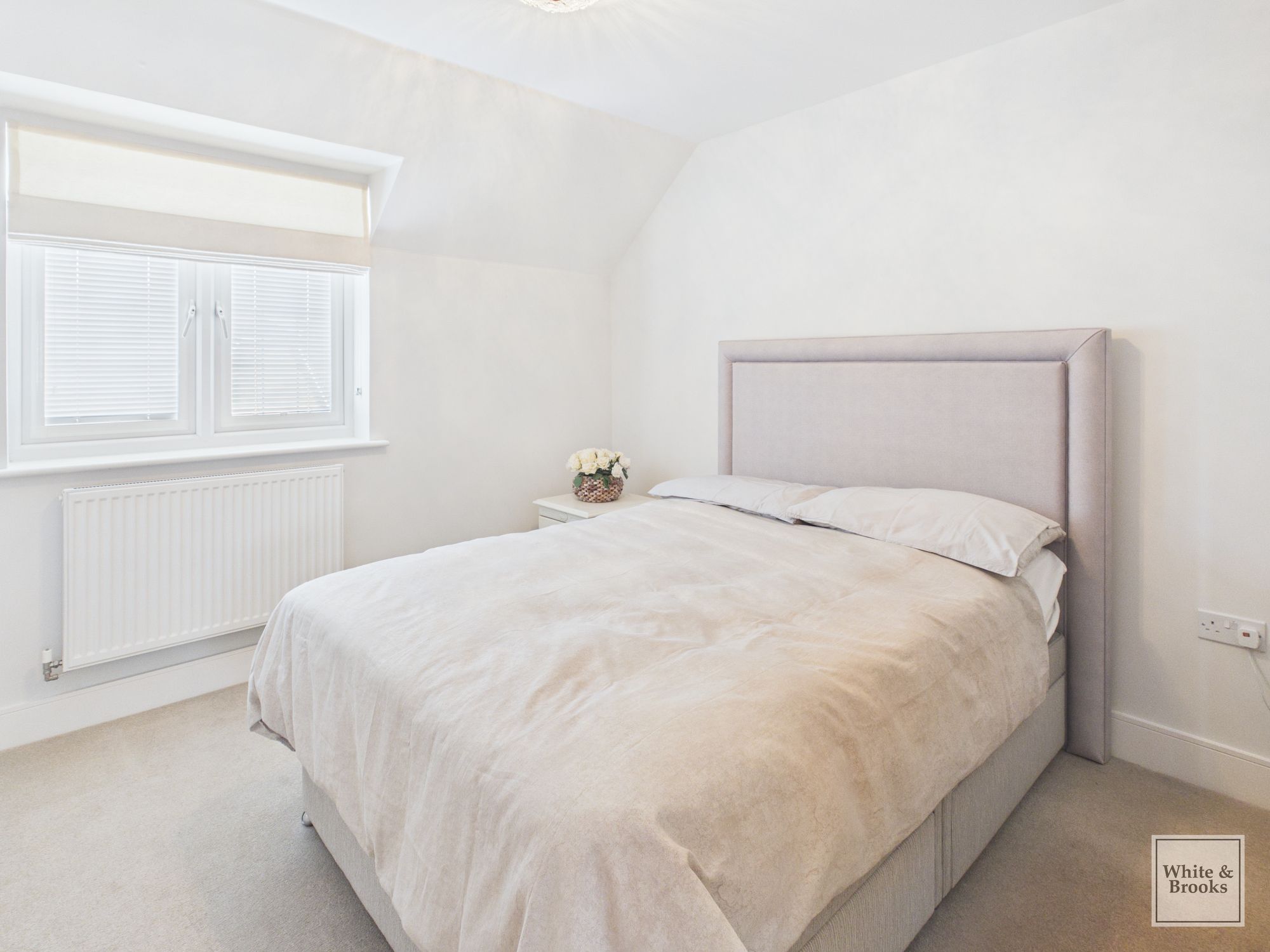 4 bed end of terrace house for sale in Morris Square, Bognor Regis, PO21 6