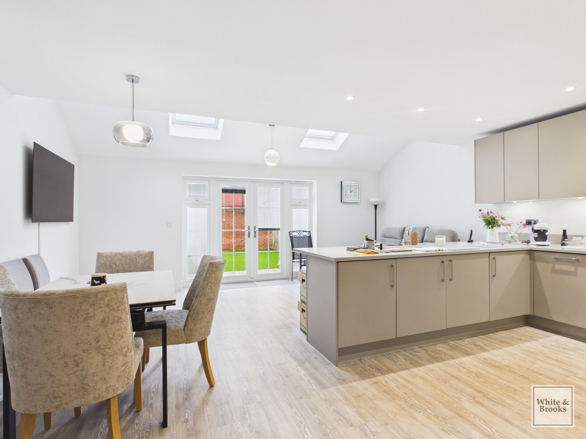 4 bed end of terrace house for sale in Morris Square, Bognor Regis, PO21  - Property Image 12