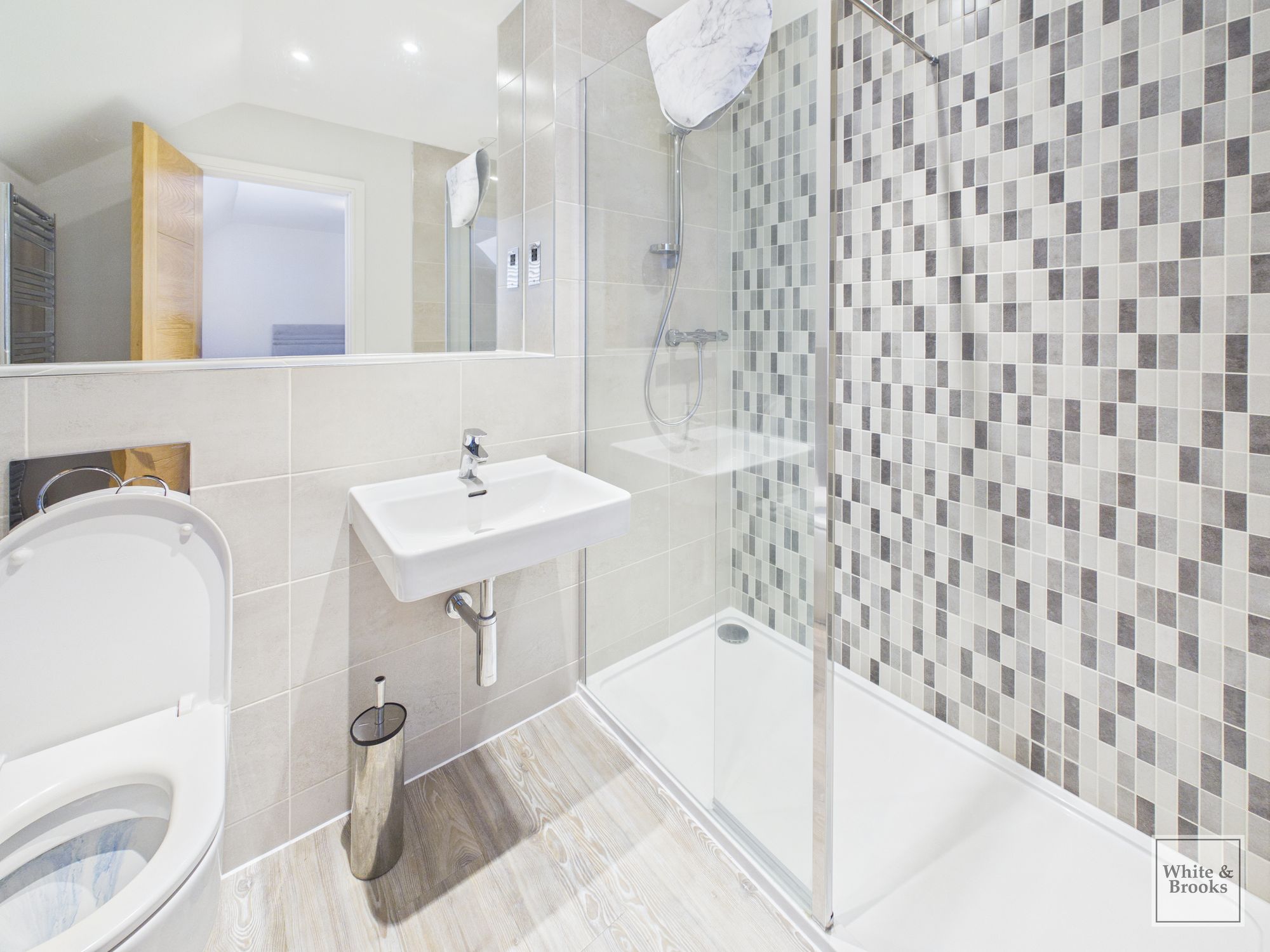 4 bed end of terrace house for sale in Morris Square, Bognor Regis, PO21 17