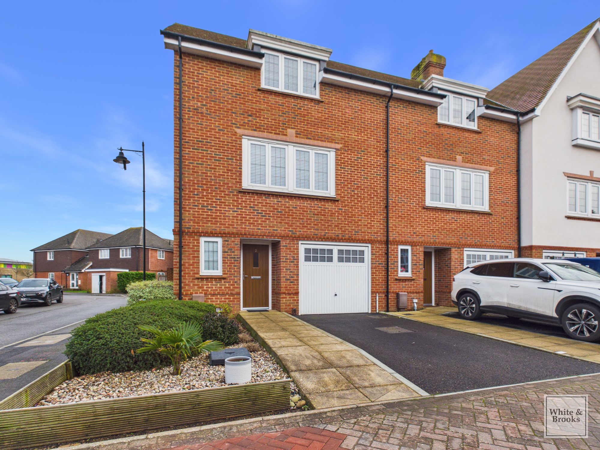 4 bed end of terrace house for sale in Morris Square, Bognor Regis, PO21 24