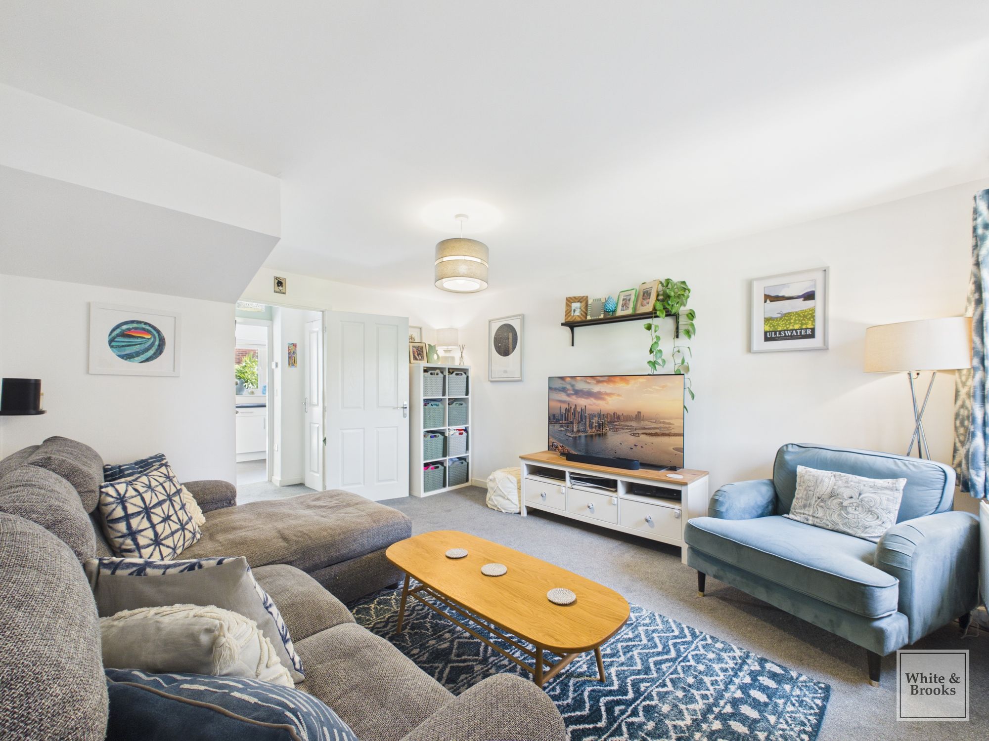 3 bed semi-detached house for sale in Osborn Drive, Tangmere, PO20  - Property Image 2