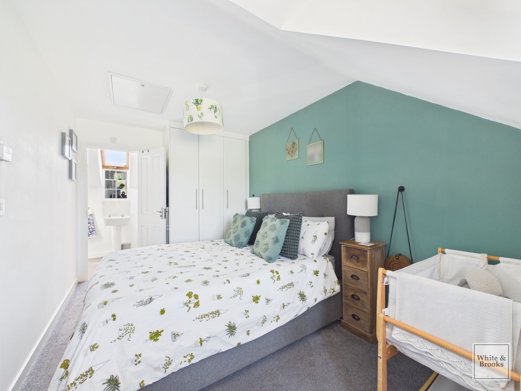 3 bed semi-detached house for sale in Osborn Drive, Tangmere, PO20  - Property Image 9