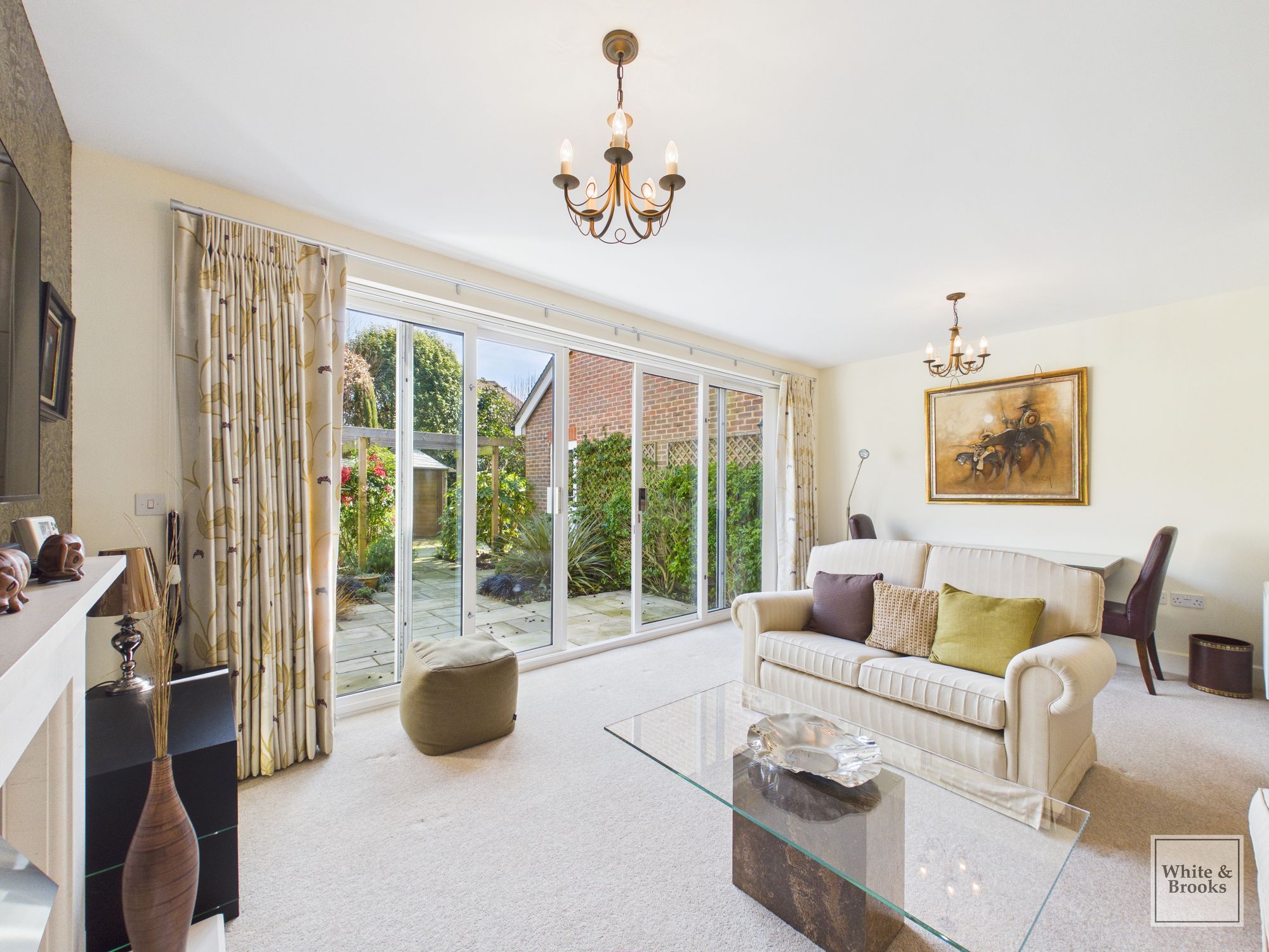 3 bed end of terrace house for sale in Meadow Close, Lavant, PO18  - Property Image 6