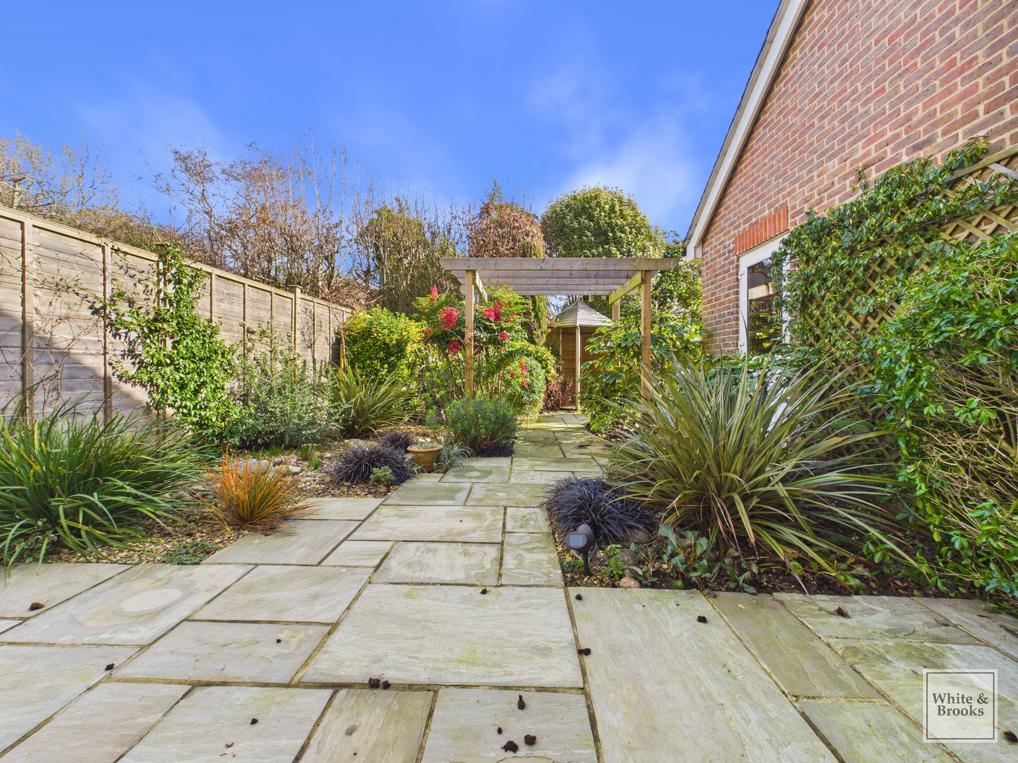 3 bed end of terrace house for sale in Meadow Close, Lavant, PO18  - Property Image 22