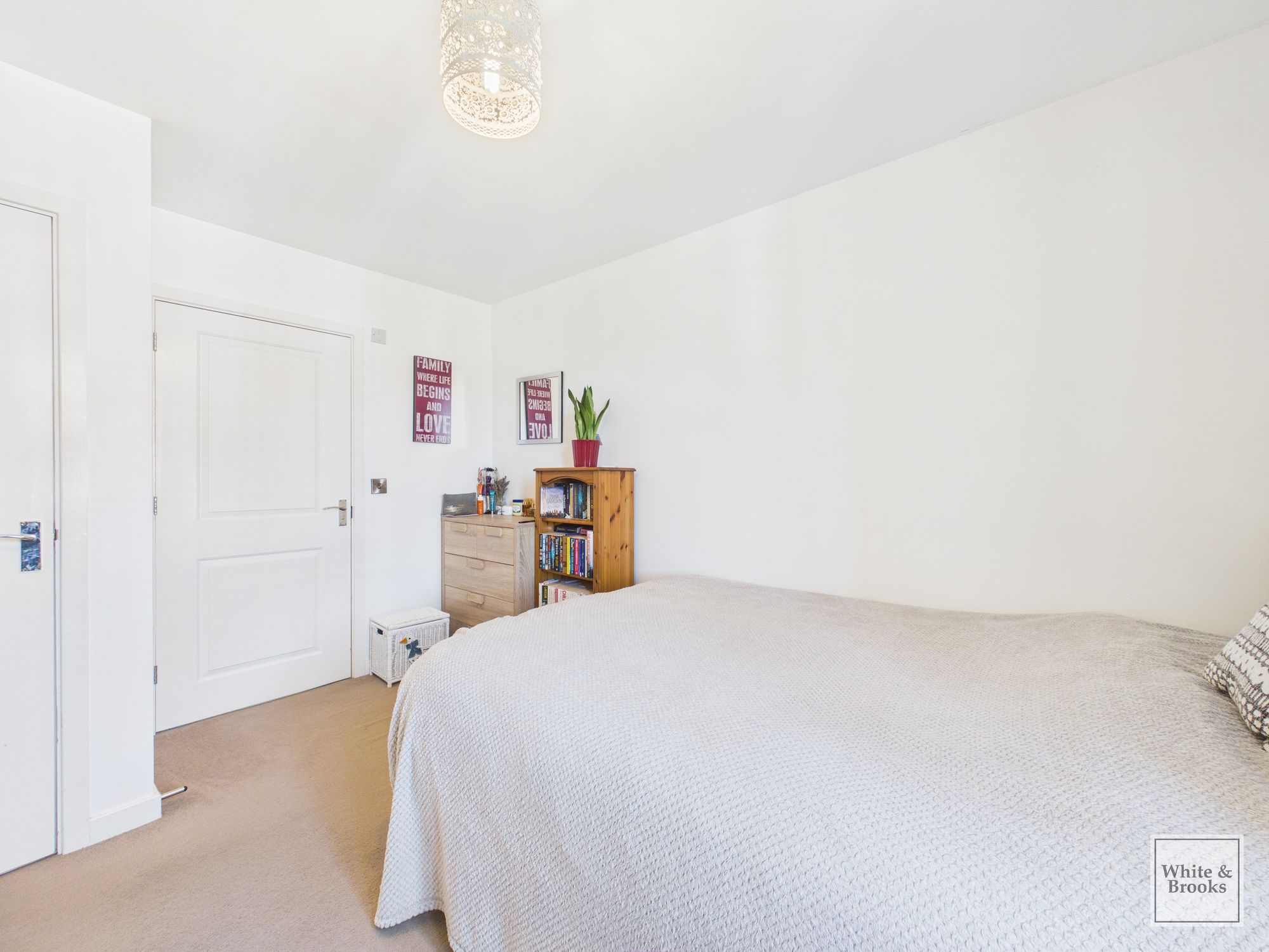 2 bed flat for sale in The Boulevard, Tangmere, PO20  - Property Image 10